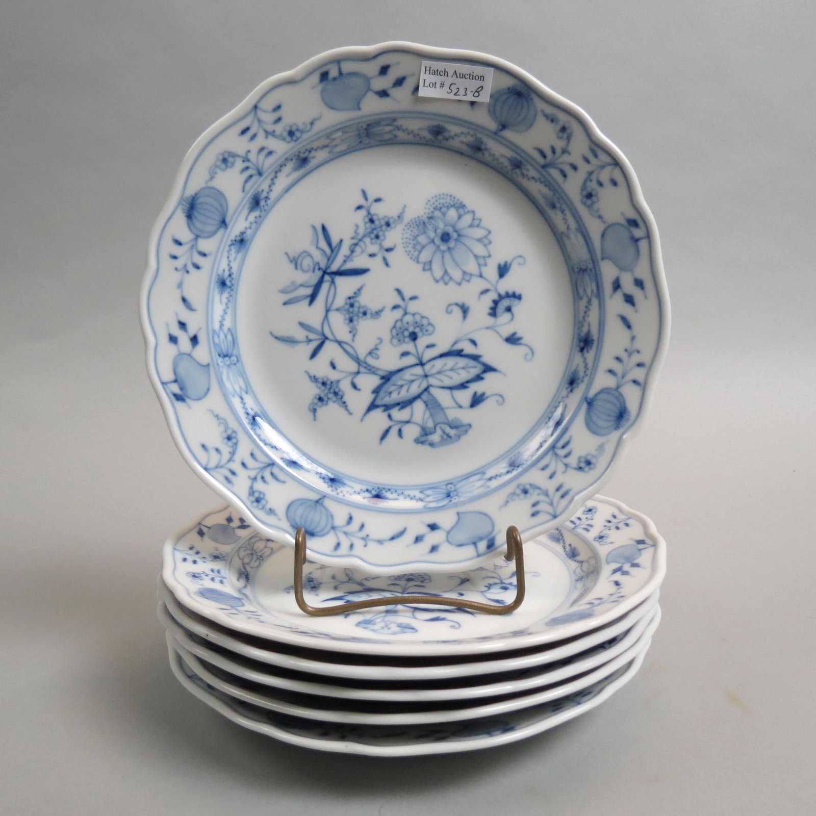6 Meissen "Blue Onion" Porcelain Plates,: crossed swords mark, 8 1/2", excellent.