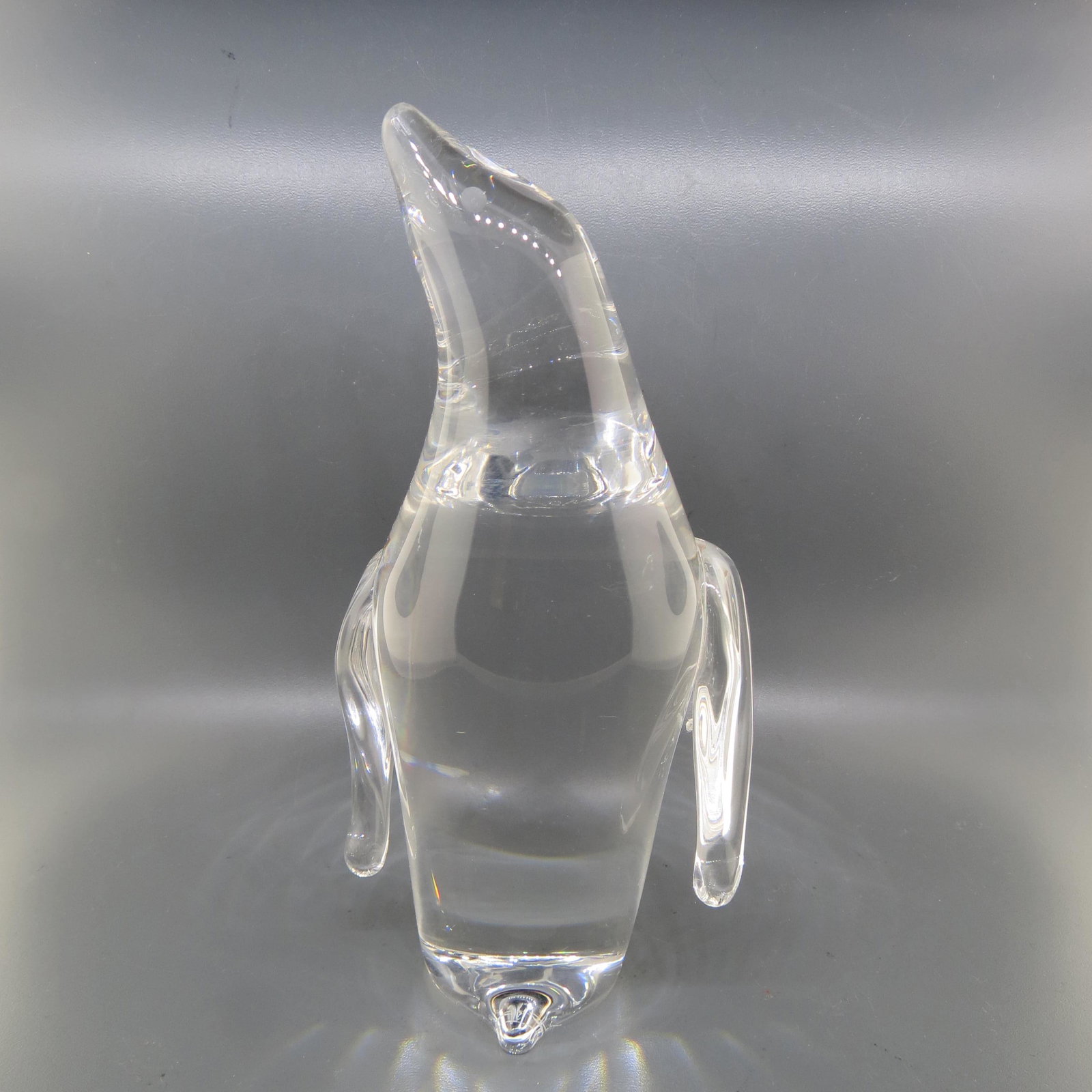 Steuben Crystal Figurine of a Penquin,: 6 1/4", signed, excellent.
