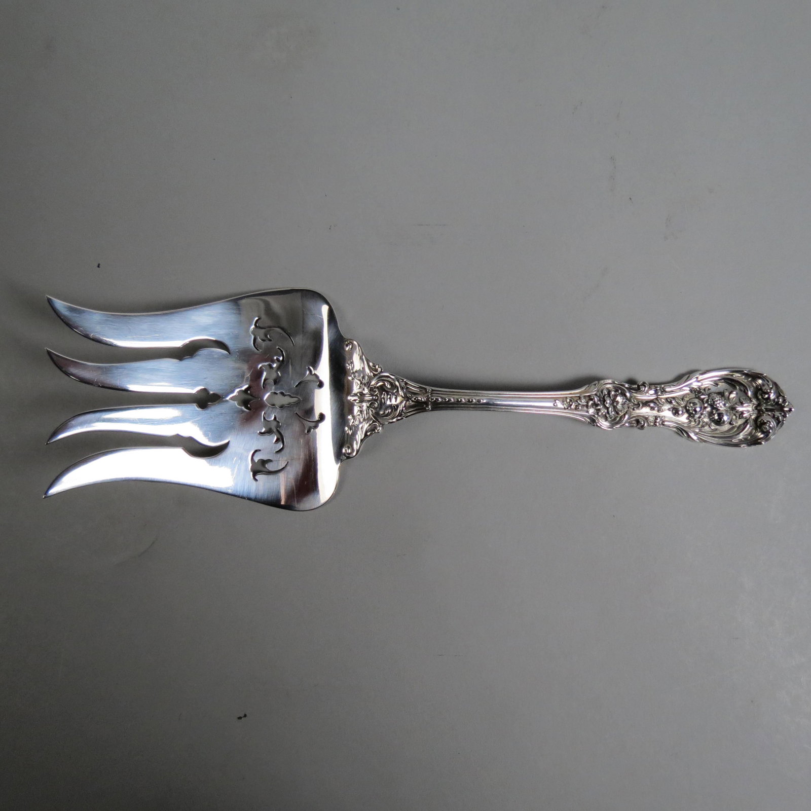 Reed & Barton Sterling "Francis I" Asparagus: Server, 9 3/4" long, fancy openwork and trim, 133 grams, monogram "S", excellent.