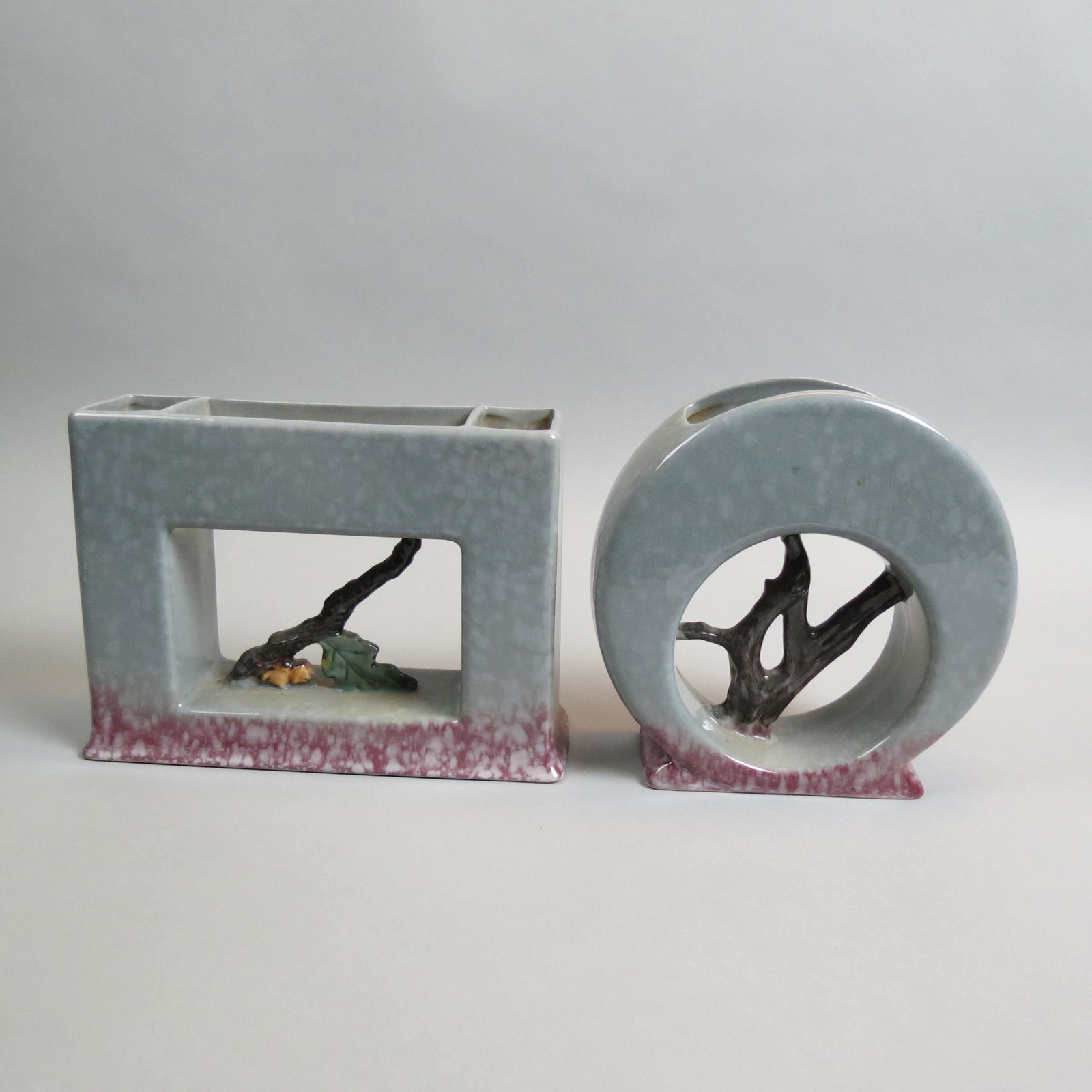 2 pcs. Roseville Pottery "Wincraft" 1948, (1 of 9)