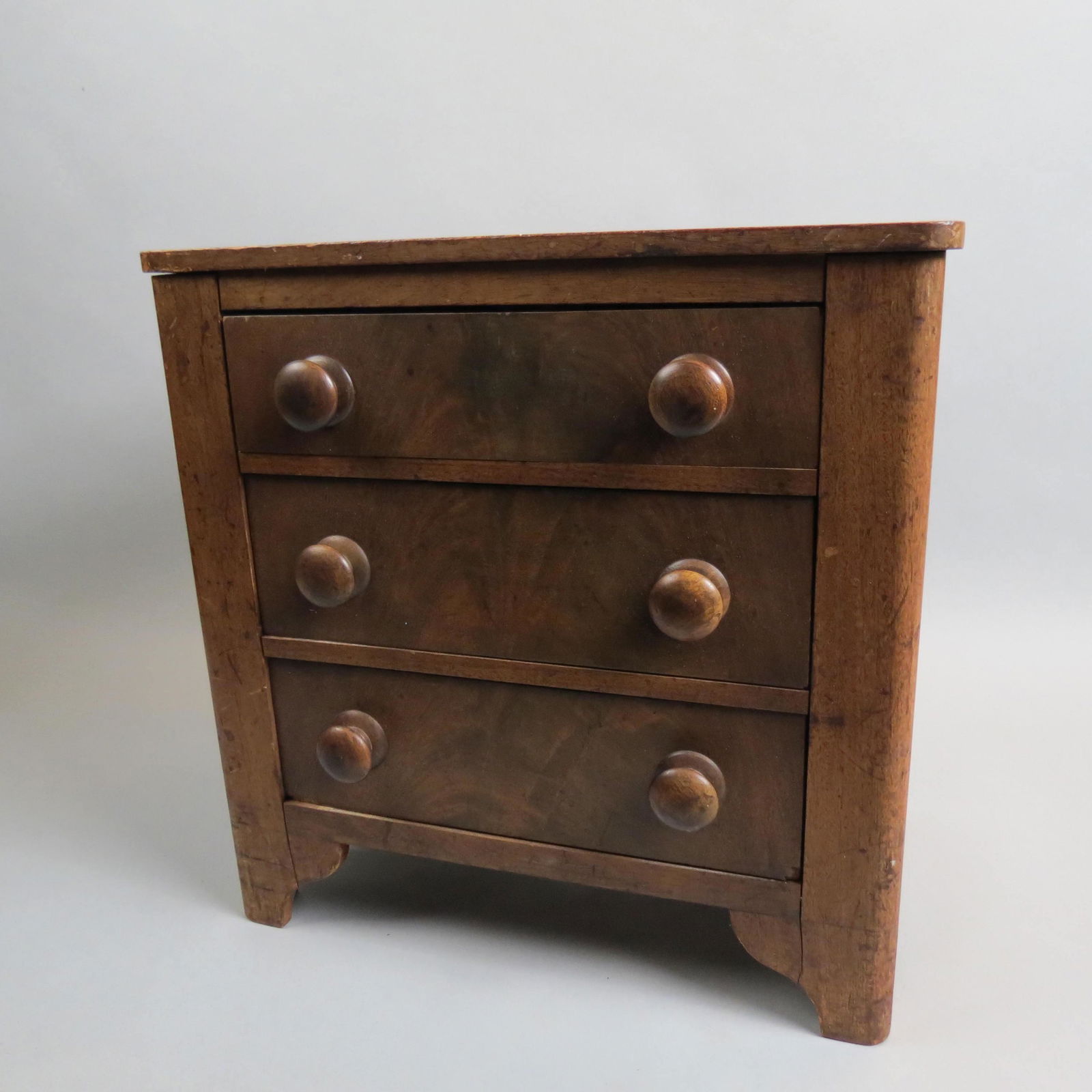 Antique Salesman Sample or Doll Size Chest, (1 of 6)