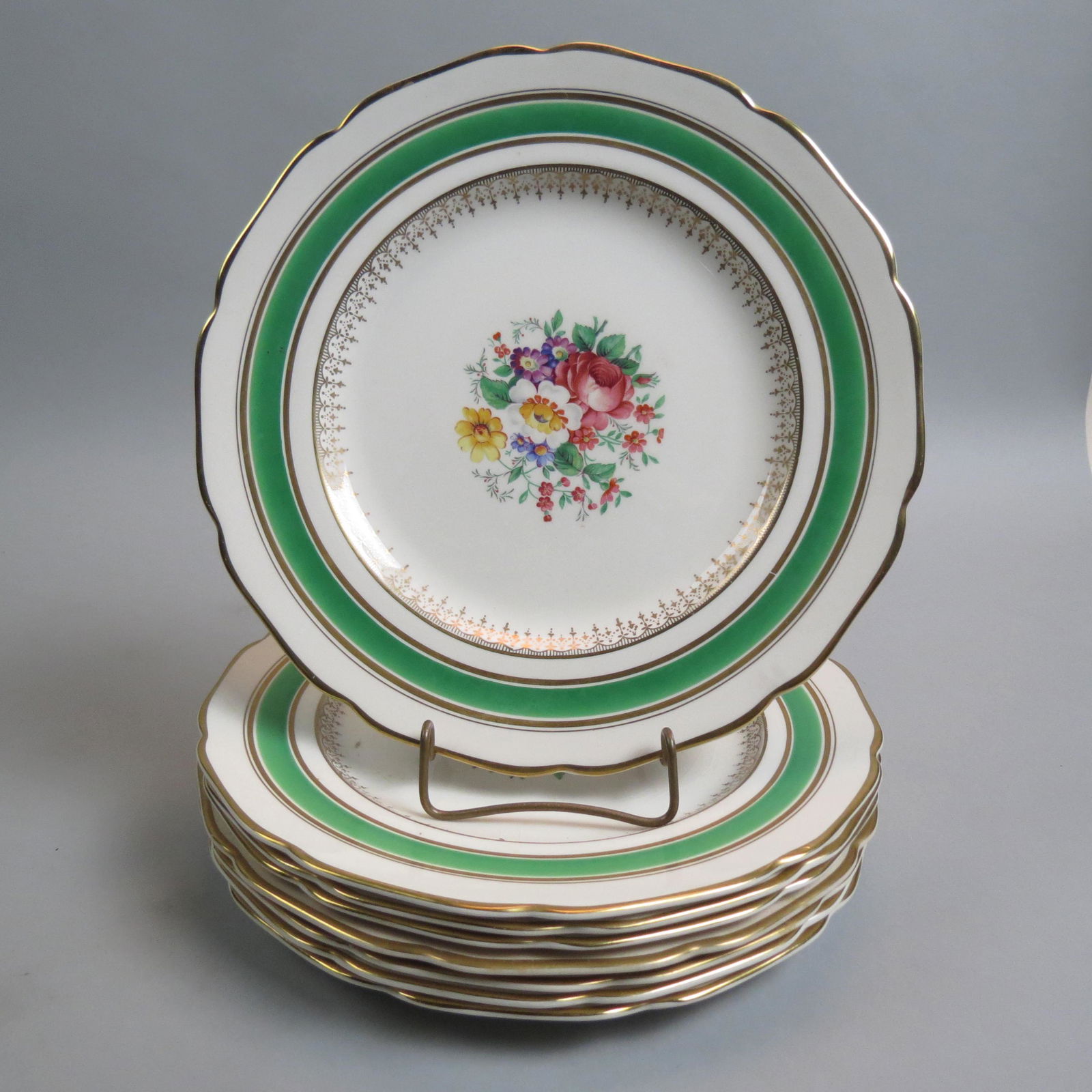 8 Johnson Brothers Dinner or Service Plates, (1 of 6)