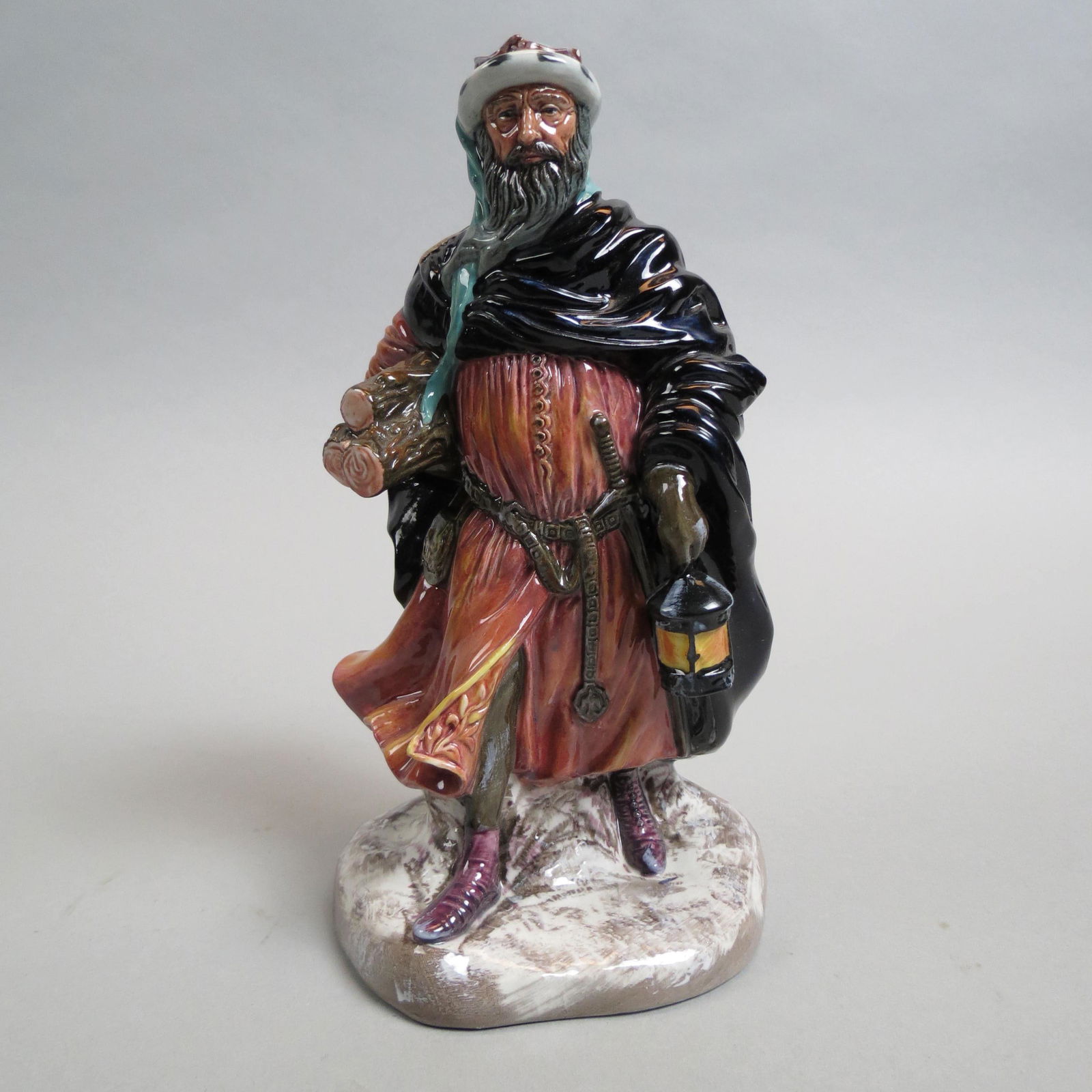 Royal Doulton Figurine "Good King Wenceslas", (1 of 8)