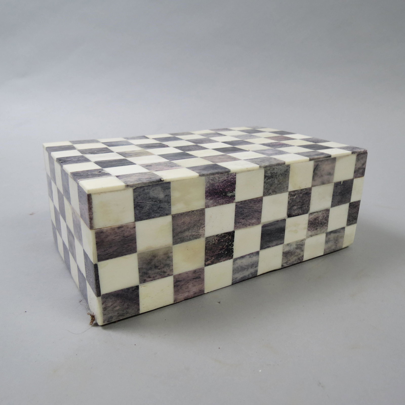 Checkerboard Design Bone Mosiac Box,: 8" X 5" X 3", excellent.