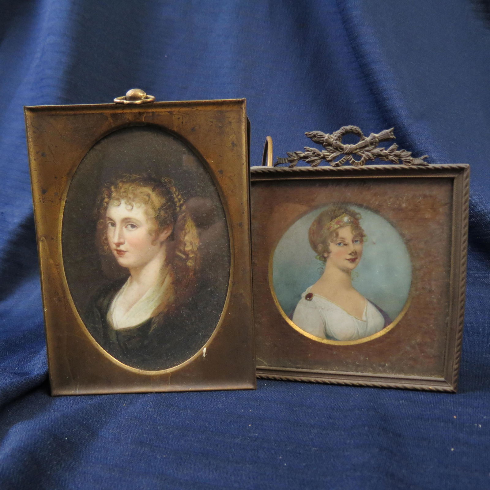 2 Victorian Framed Mniature Prints of  Young Women (1 of 7)