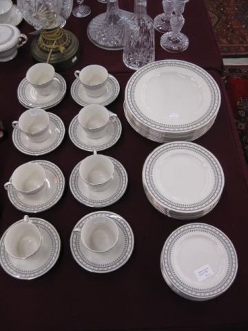41 pcs. Royal Doulton "Fontana" China Service : for 8, excellent.