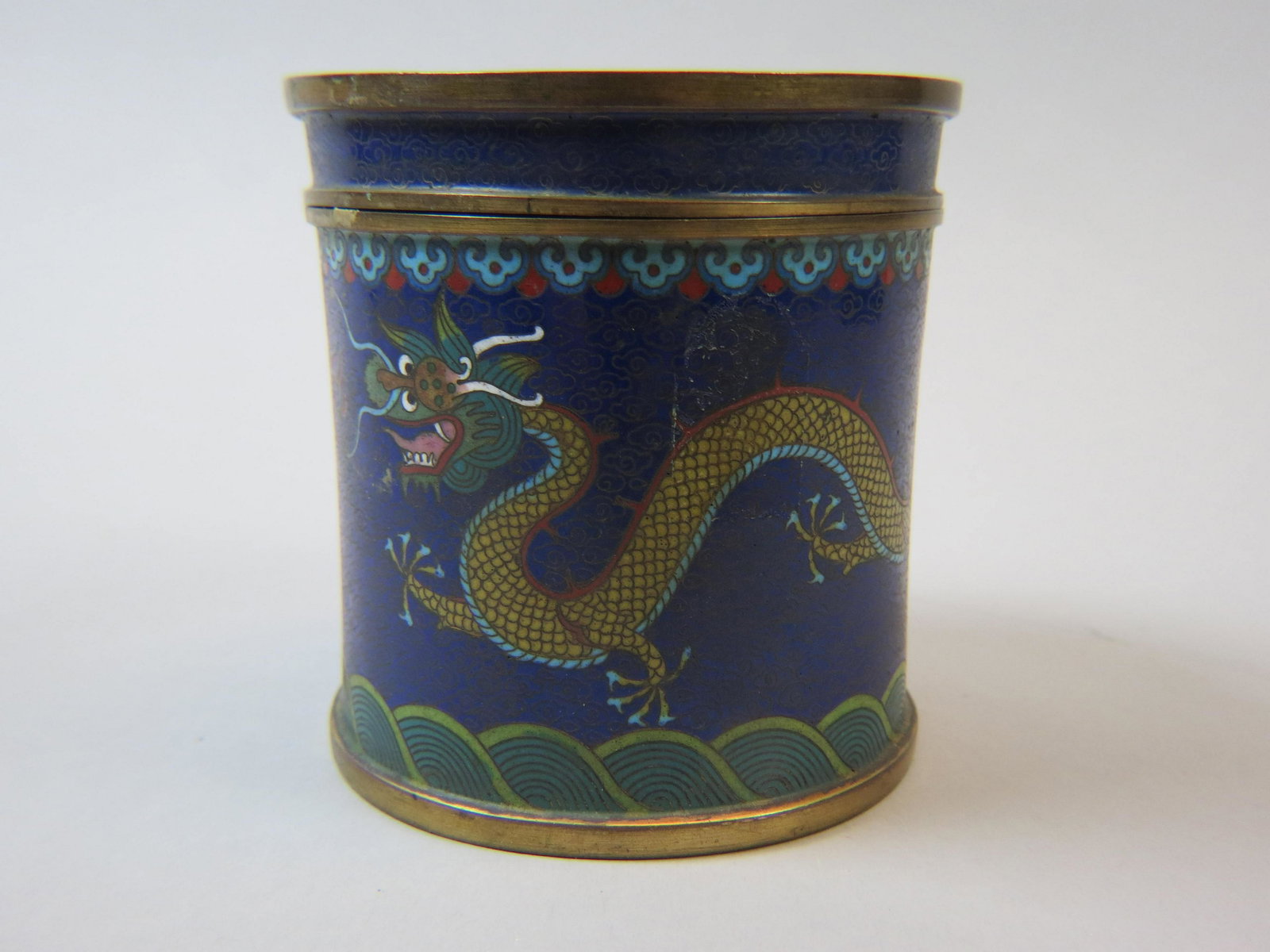 Chinese Cloisonne Round Box with Dragons (1 of 7)