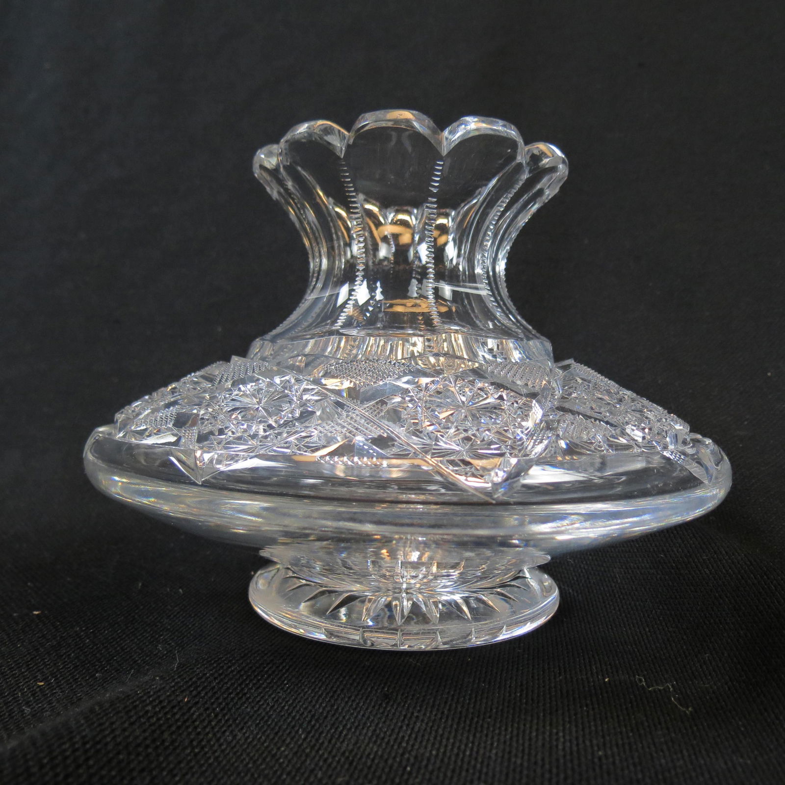 Brilliant Period Flower Center Vase (1 of 5)