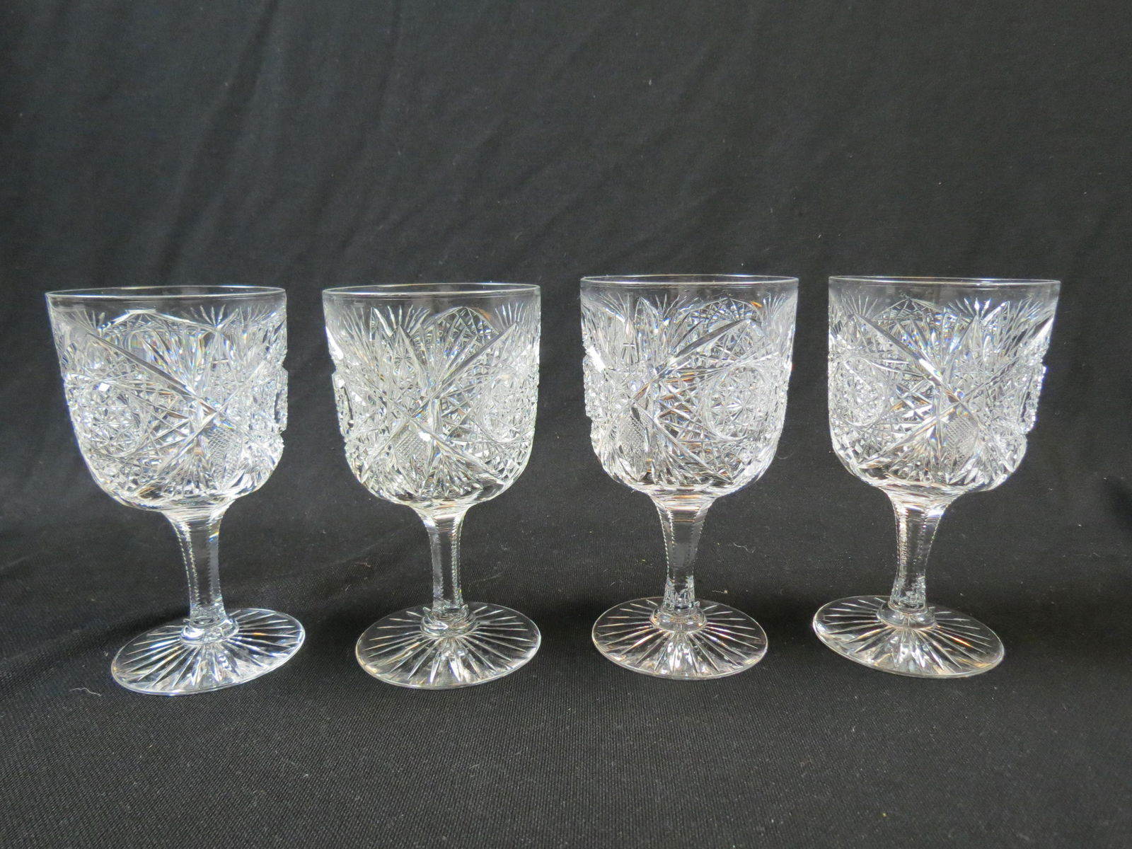 4 Hoare Cut Glass Goblets "New York" Pattern (1 of 7)
