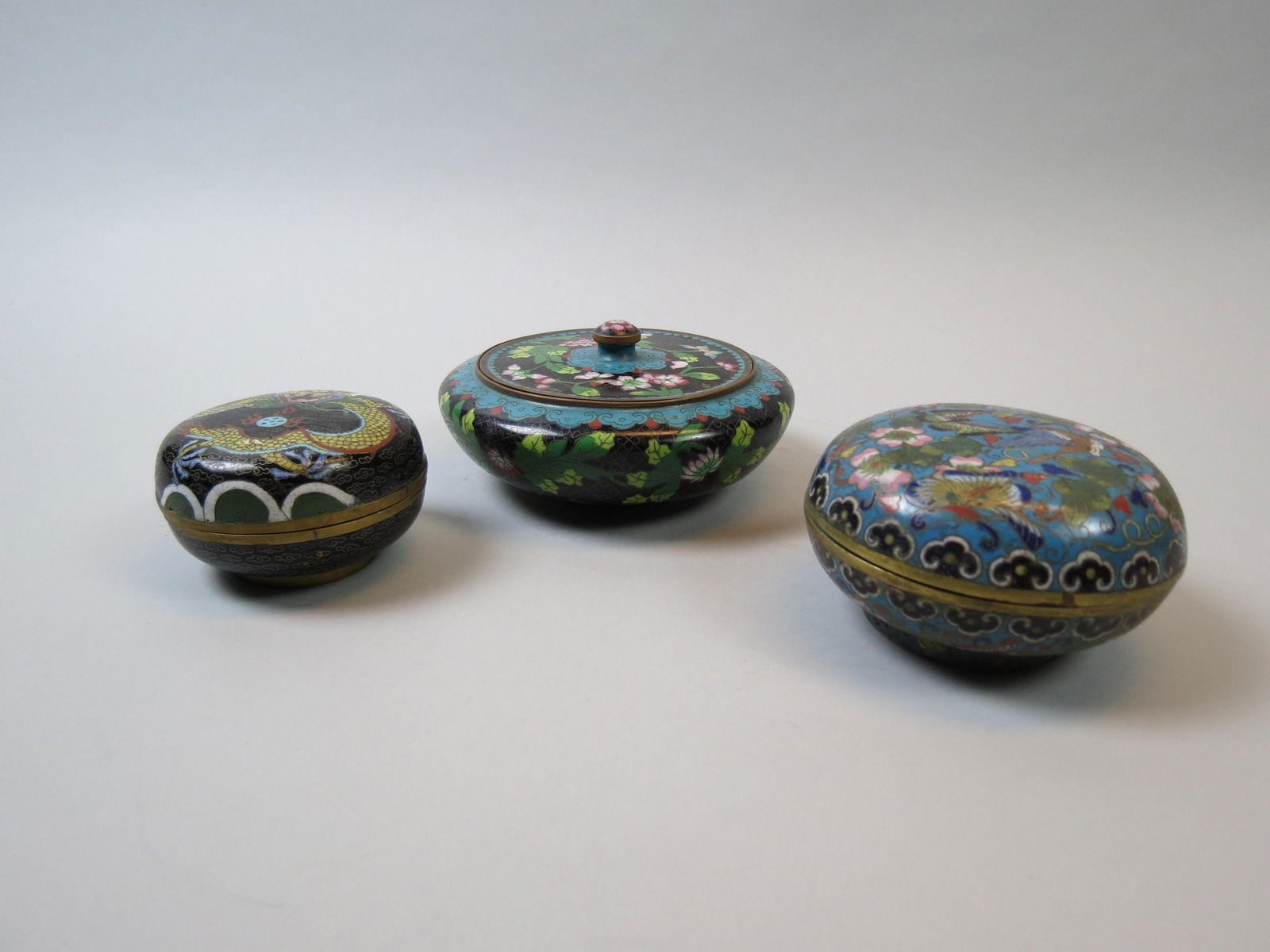 3 Chinese Cloisonne Dresser Boxes (1 of 10)