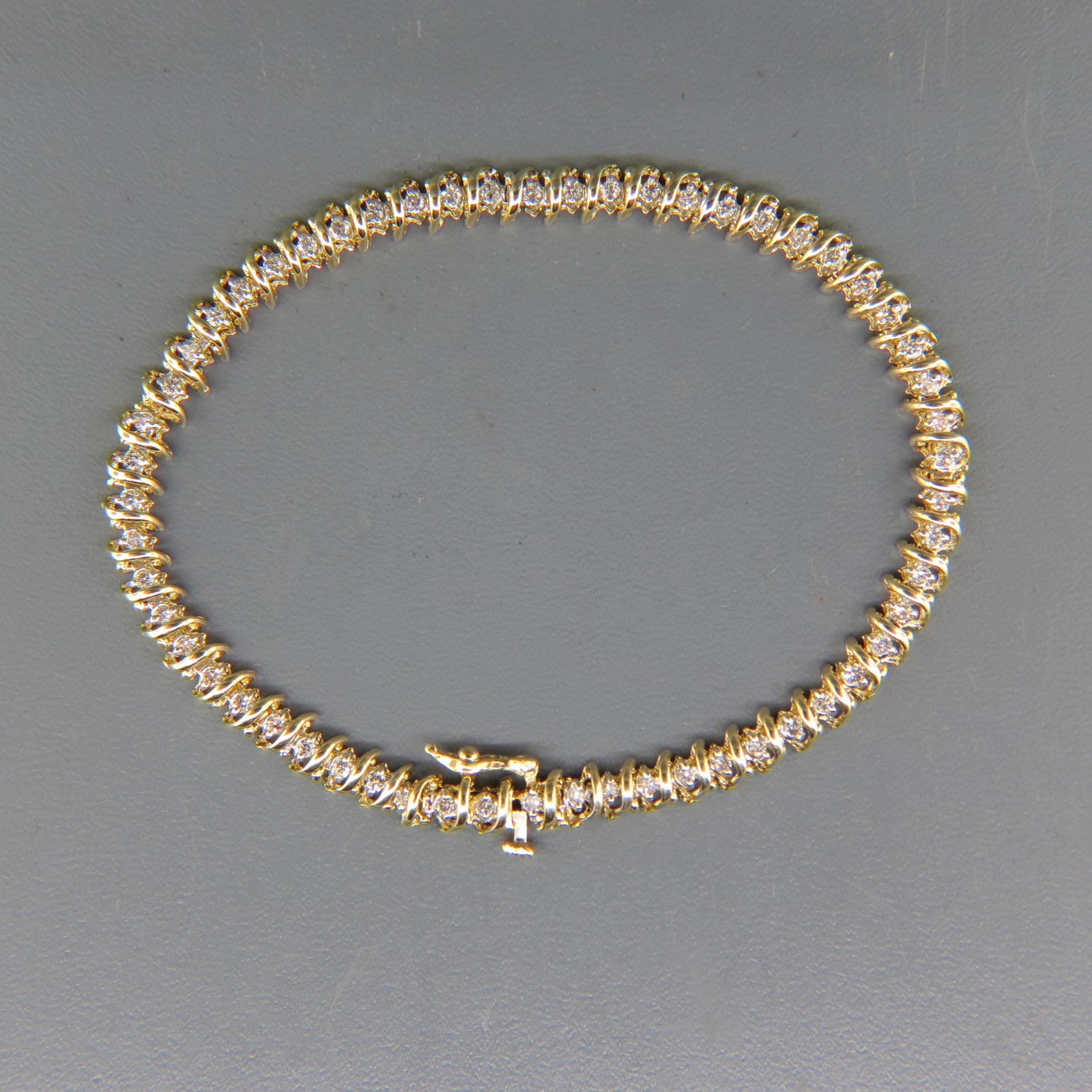 Diamond 14K Gold Tennis Bracelet (1 of 7)
