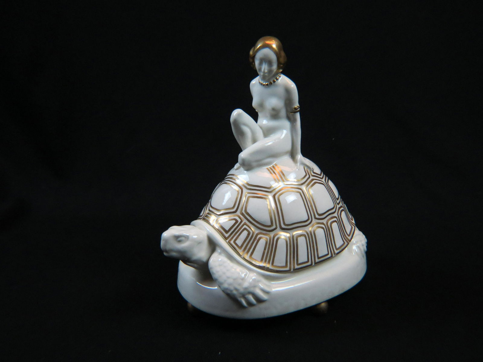 Fine Figural Porcelain Biscuit Jar (1 of 6)