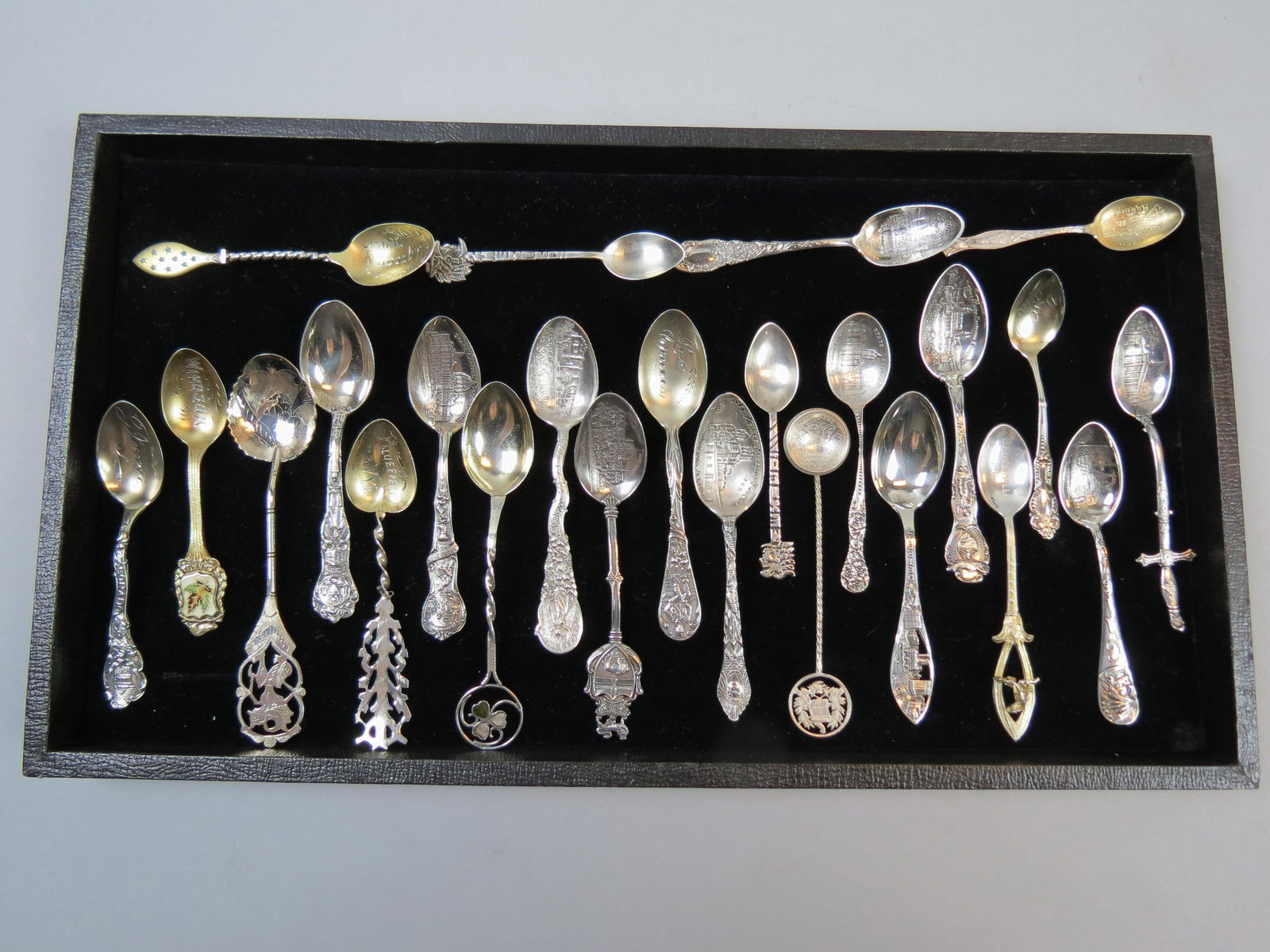 24 Sterling Silver Souvenir Spoons (1 of 7)