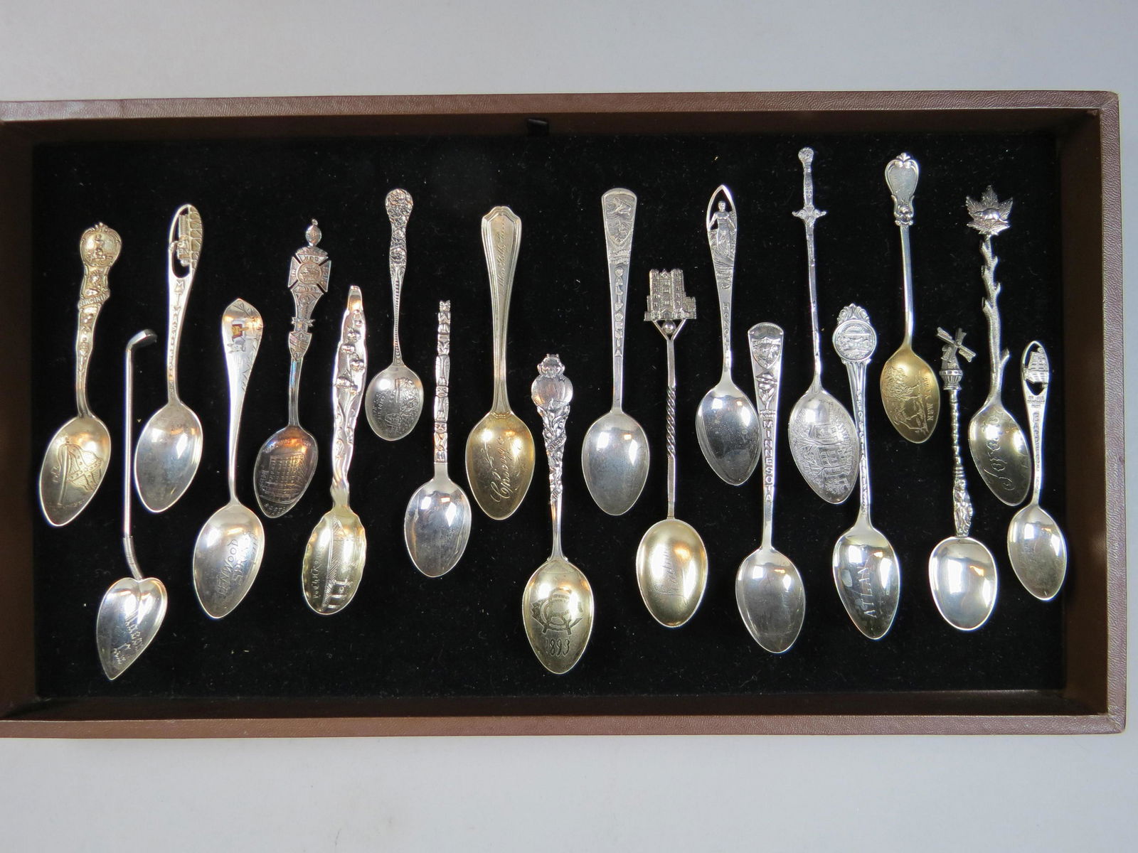 20 Sterling Silver Souvenir Spoons (1 of 6)