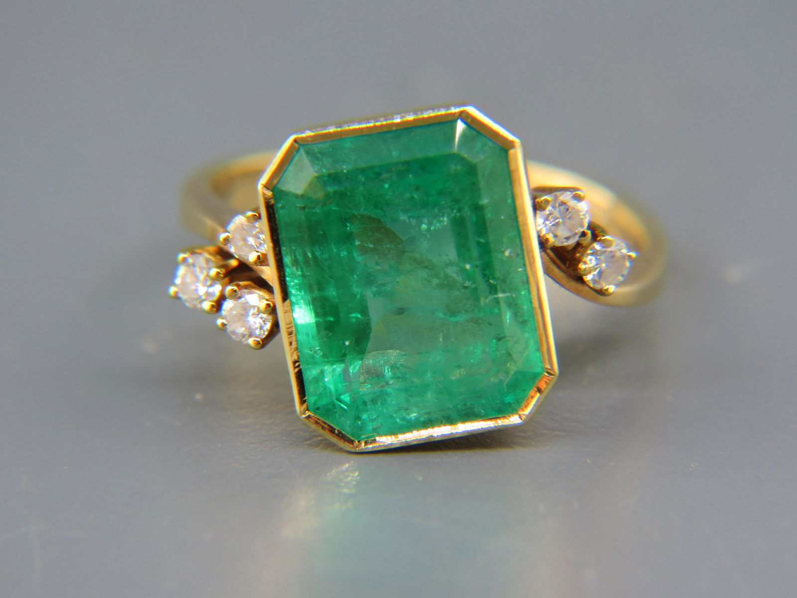 Emerald & Diamond Ring, 5.89 carat gem, (1 of 9)