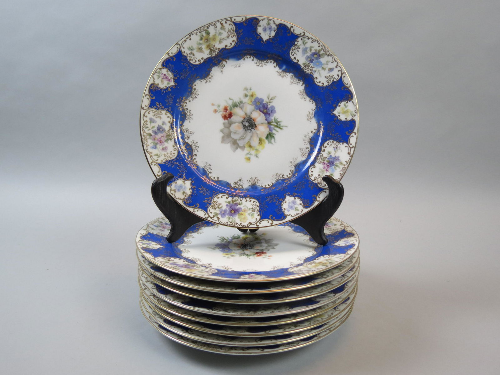 9 Rosenthal Porcelain Service or Dinner Plates, (1 of 6)