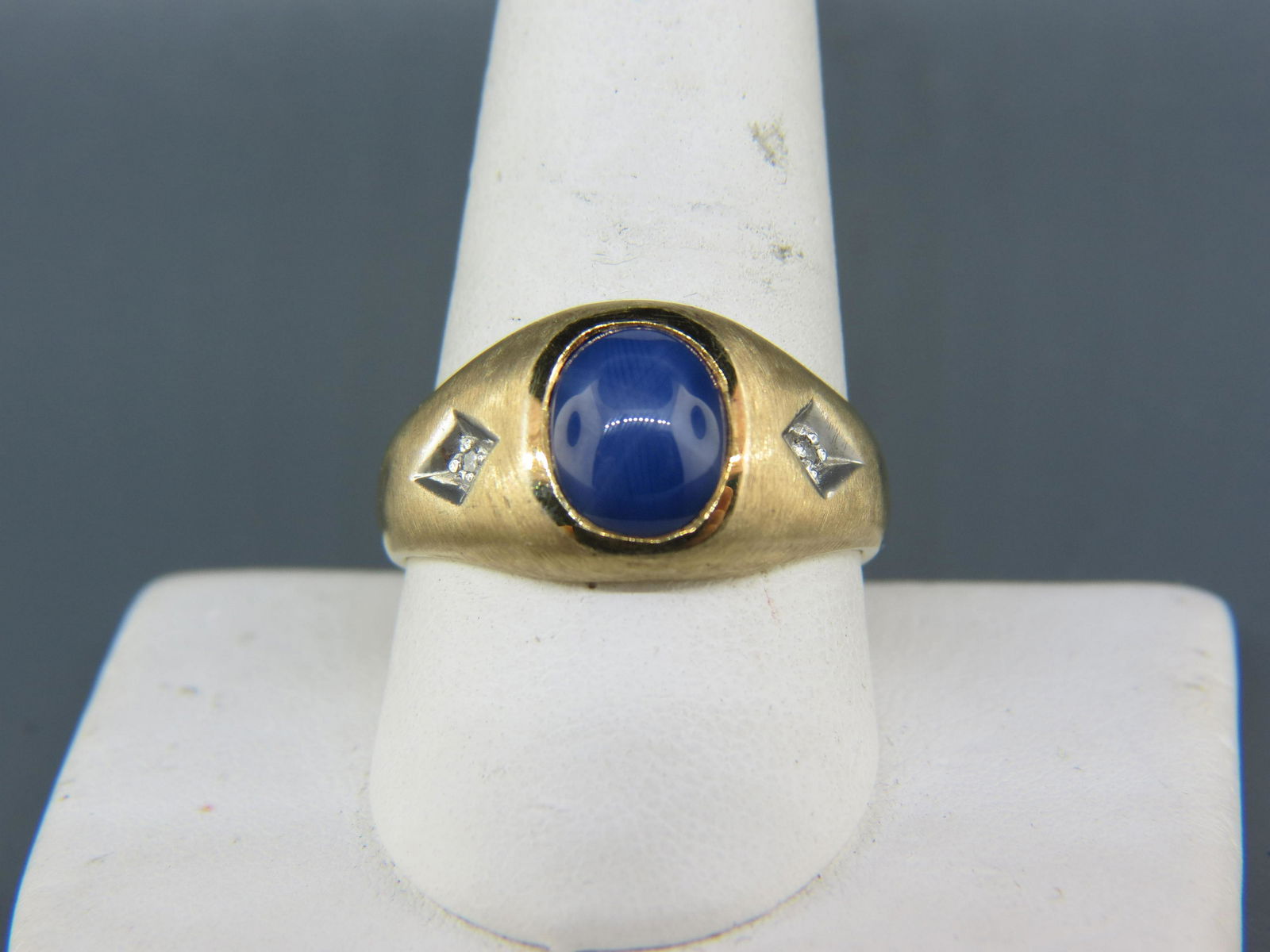 Man's Lindy Star Sapphire & Diamond Ring, (1 of 6)