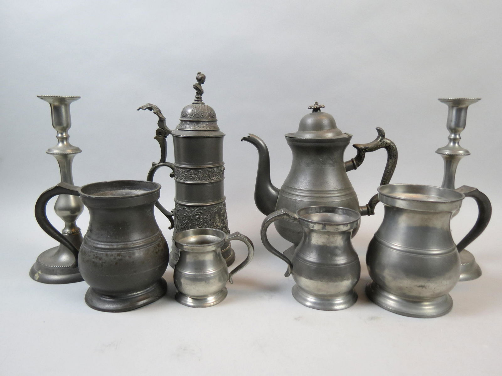 Collection of Early Pewter, American & English, (1 of 7)