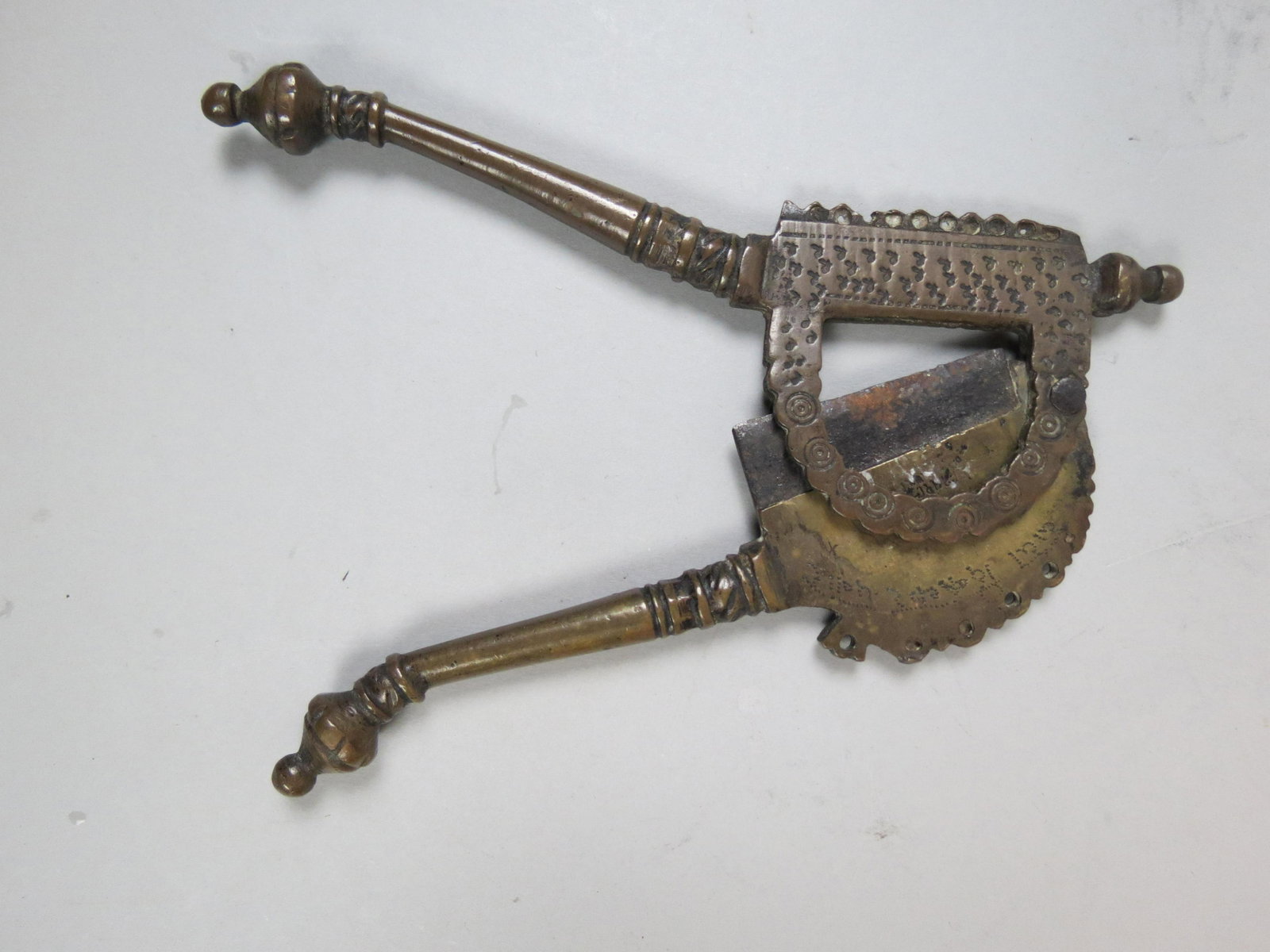 Early Middle Eastern Cutter,: 6" long.