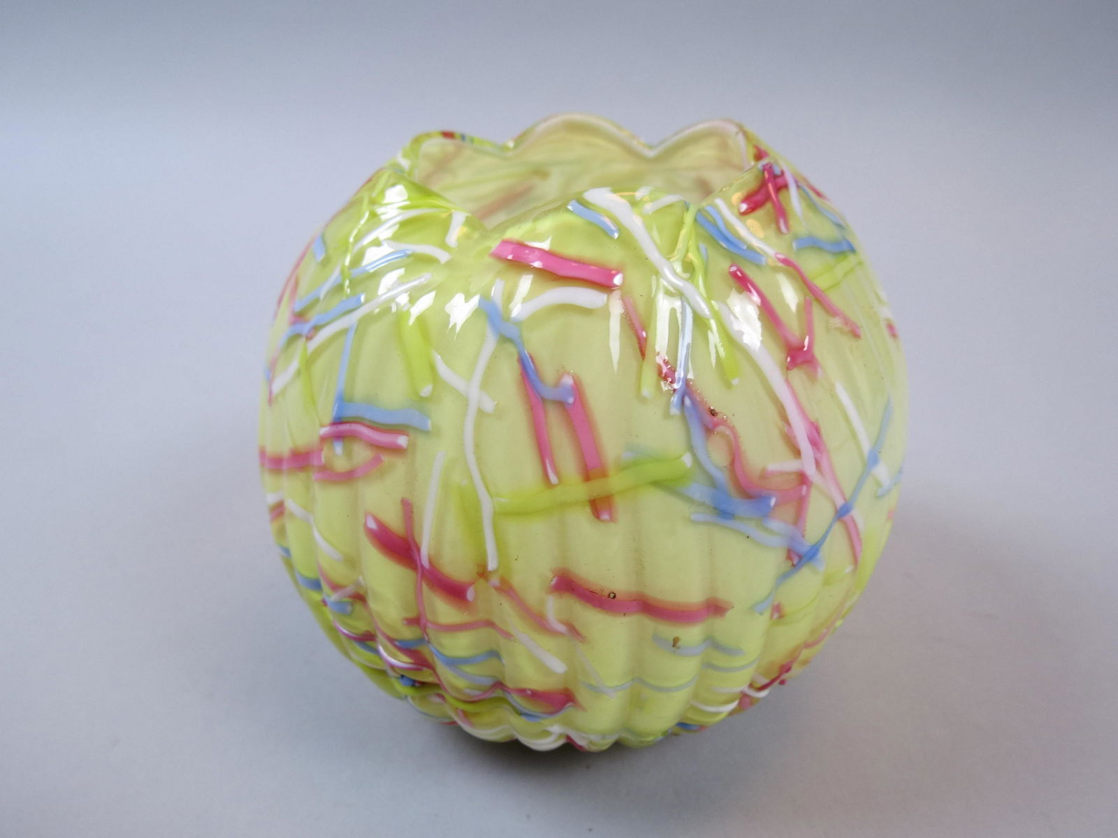 Victorian Art Glass Rose Bowl, (1 of 5)