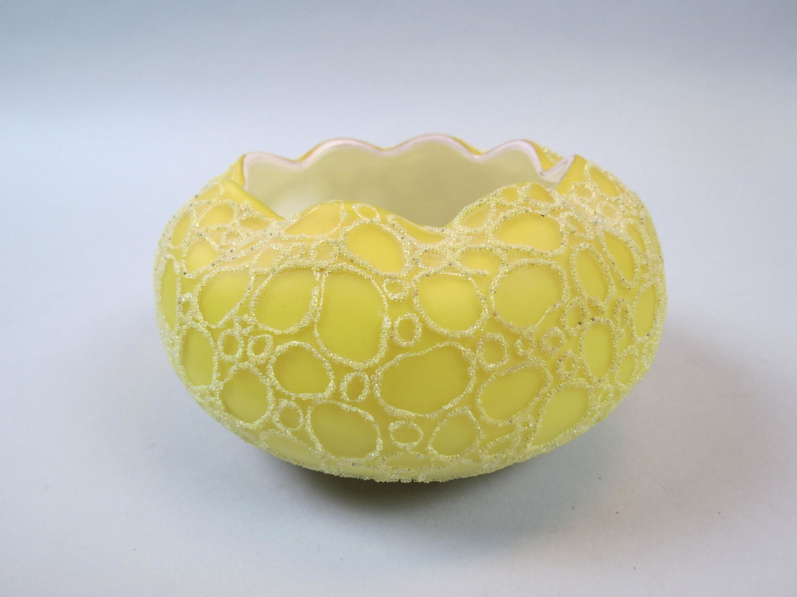 Victorian Coralene & Art Glass Rose Bowl, (1 of 7)