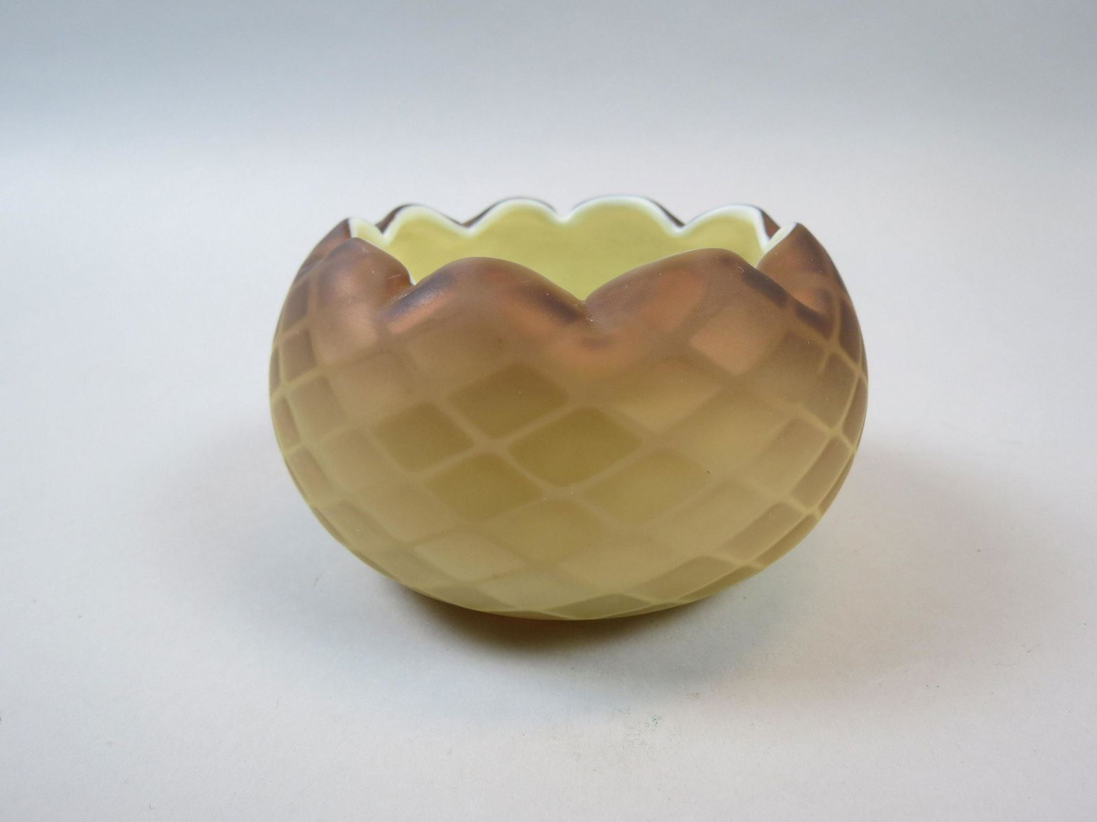 Victorian Art Glass Rose Bowl, (1 of 5)