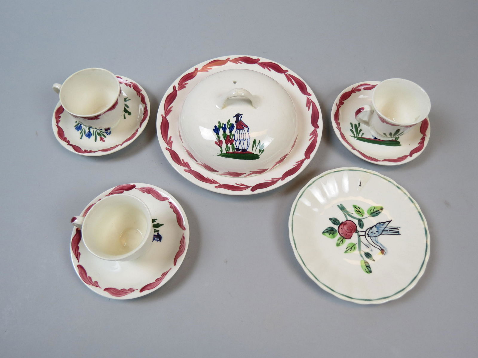 7 pcs. Blue Ridge Pottery "Britany" Pattern, (1 of 5)