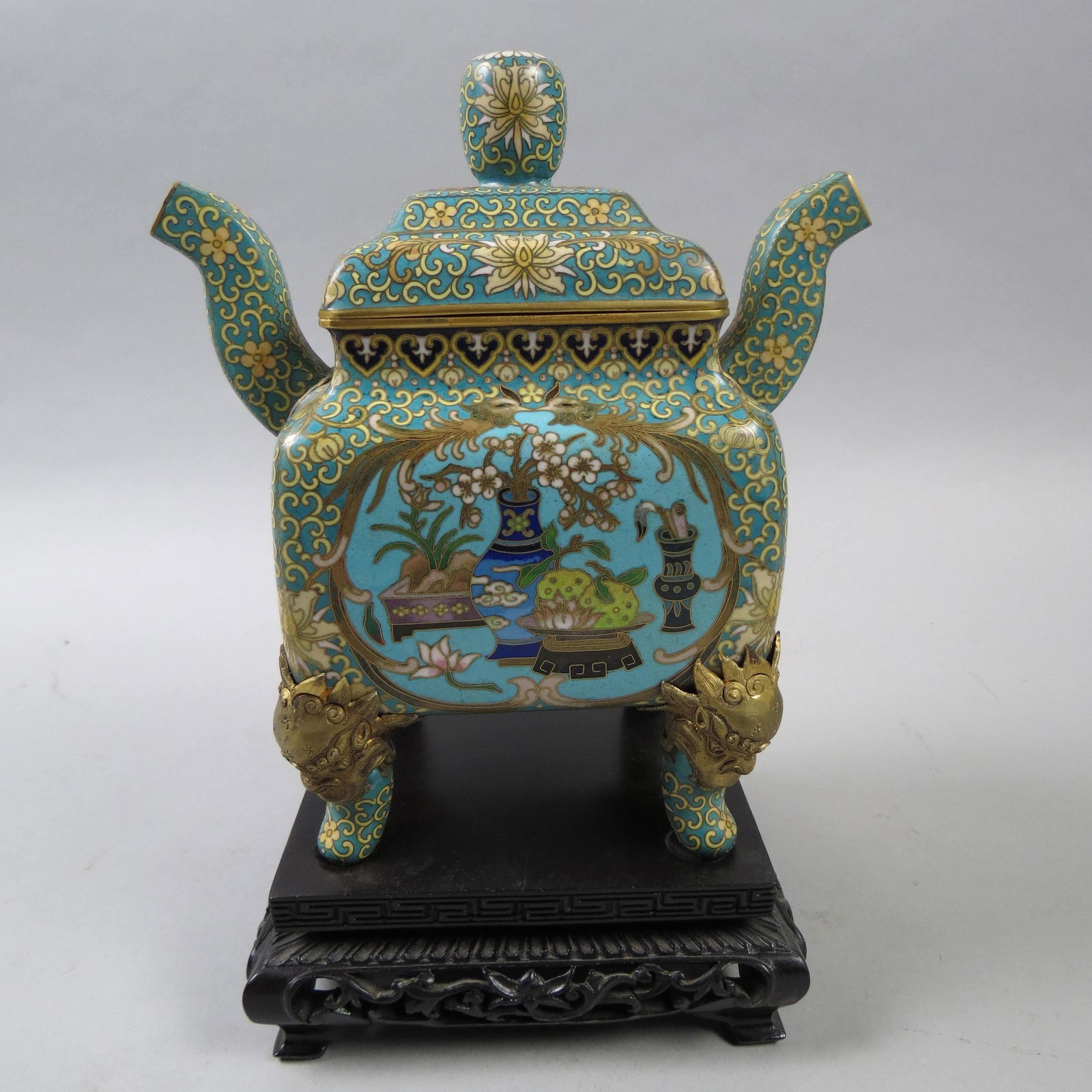 Chinese Cloisonne Censor, creature designs on feet (1 of 7)