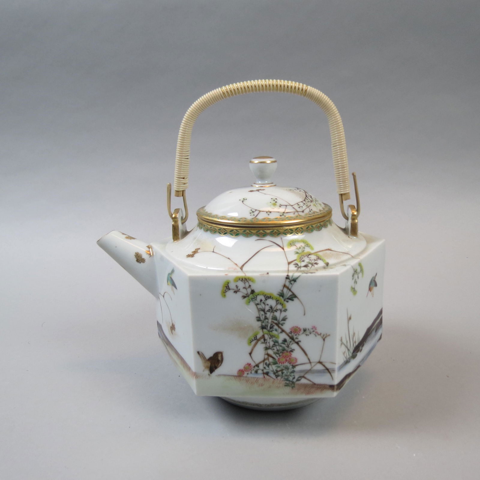 Asian Porcelain Teapot (1 of 4)
