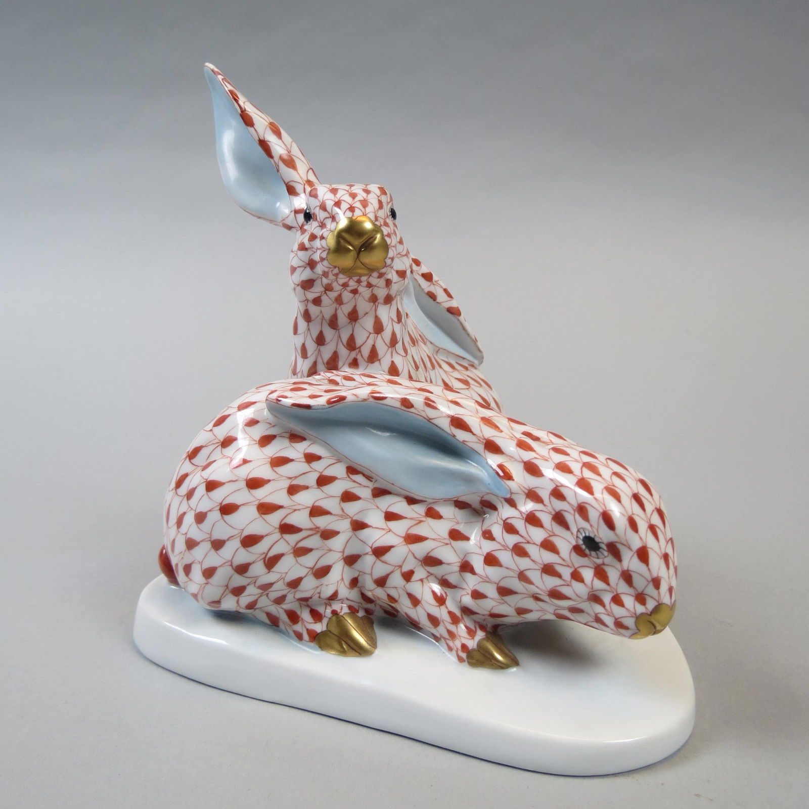 Herend Porcelain Fishnet" Figurine of Two Rabbits" (1 of 5)