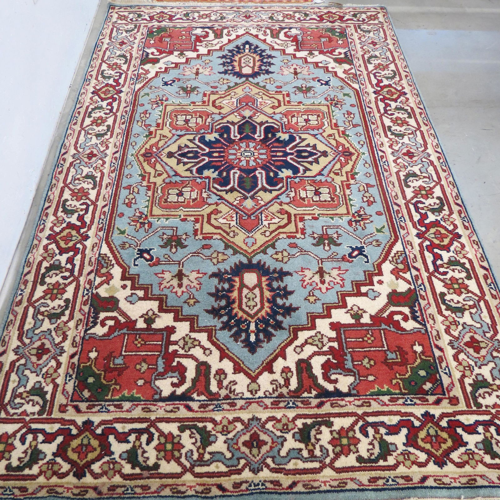 Heriz Persian Handmade Rug (1 of 6)