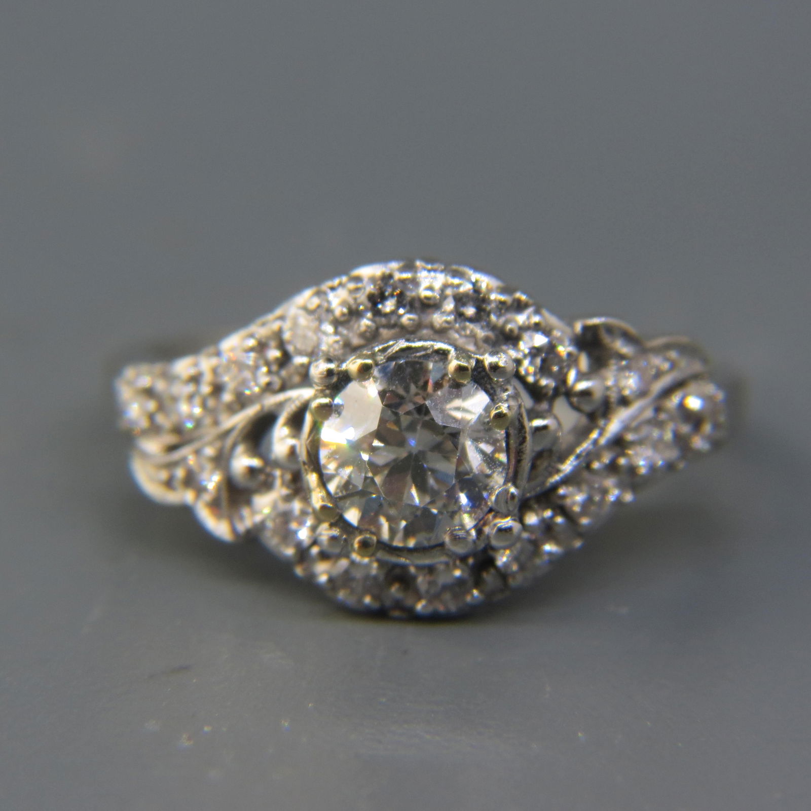 Platinum & Daimond Ring, .85 carat round brilliant (1 of 9)