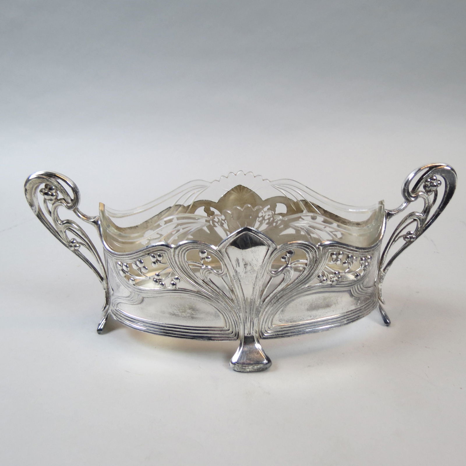 Art Nouveau Silverplate Centerpiece or Planter (1 of 6)
