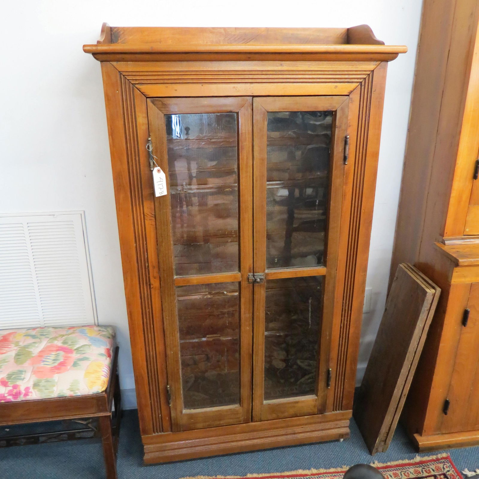 Antique Cupboard (1 of 3)
