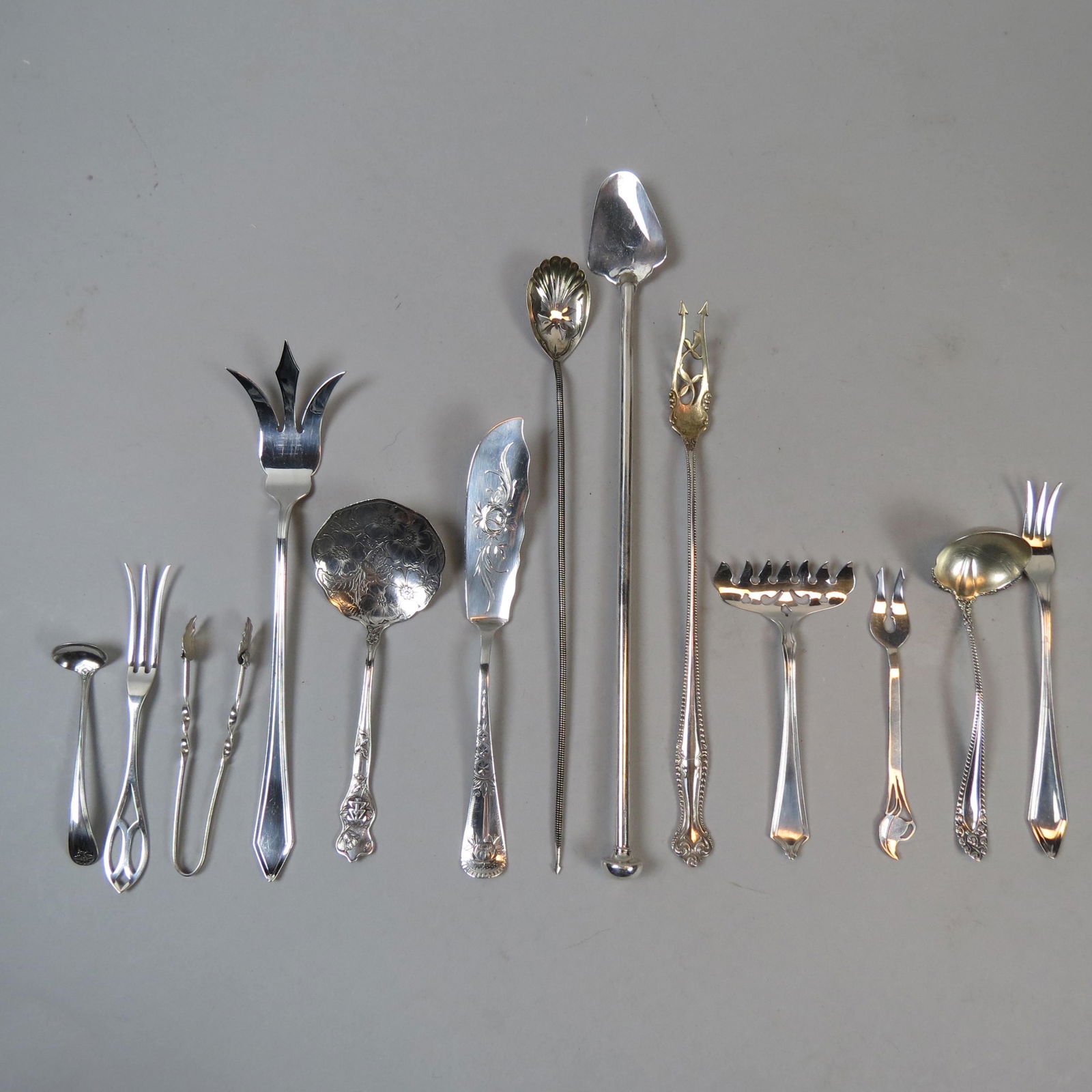 13 Sterling Silver Serving Items (1 of 7)