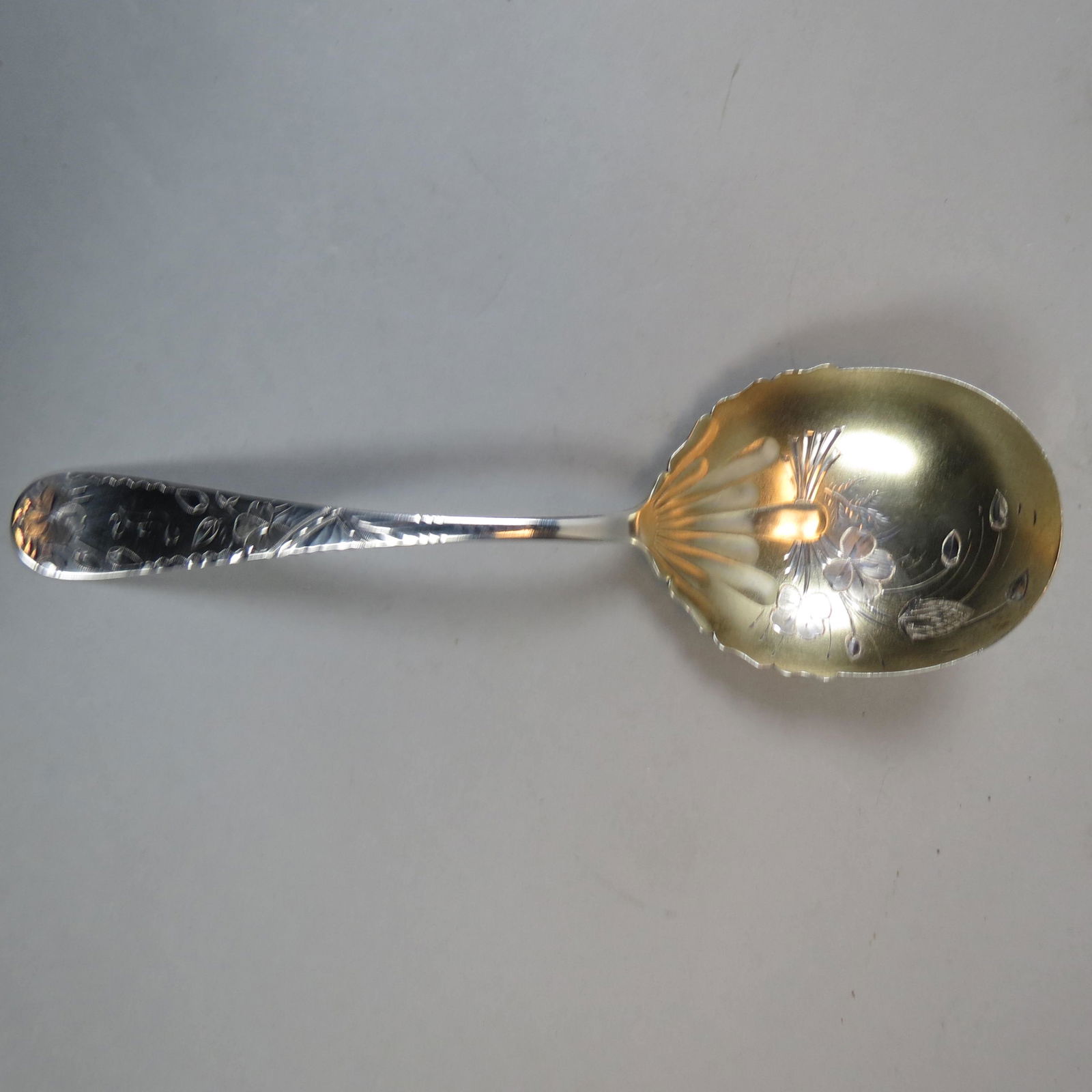 Towle Sterling Silver Berry or Casserole Spoon (1 of 4)