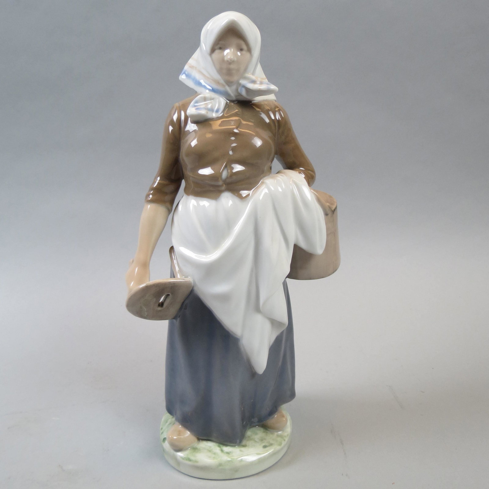 Royal Copenhagen Figurine Milk Maid",": #899, 11 artist signed, excellent.