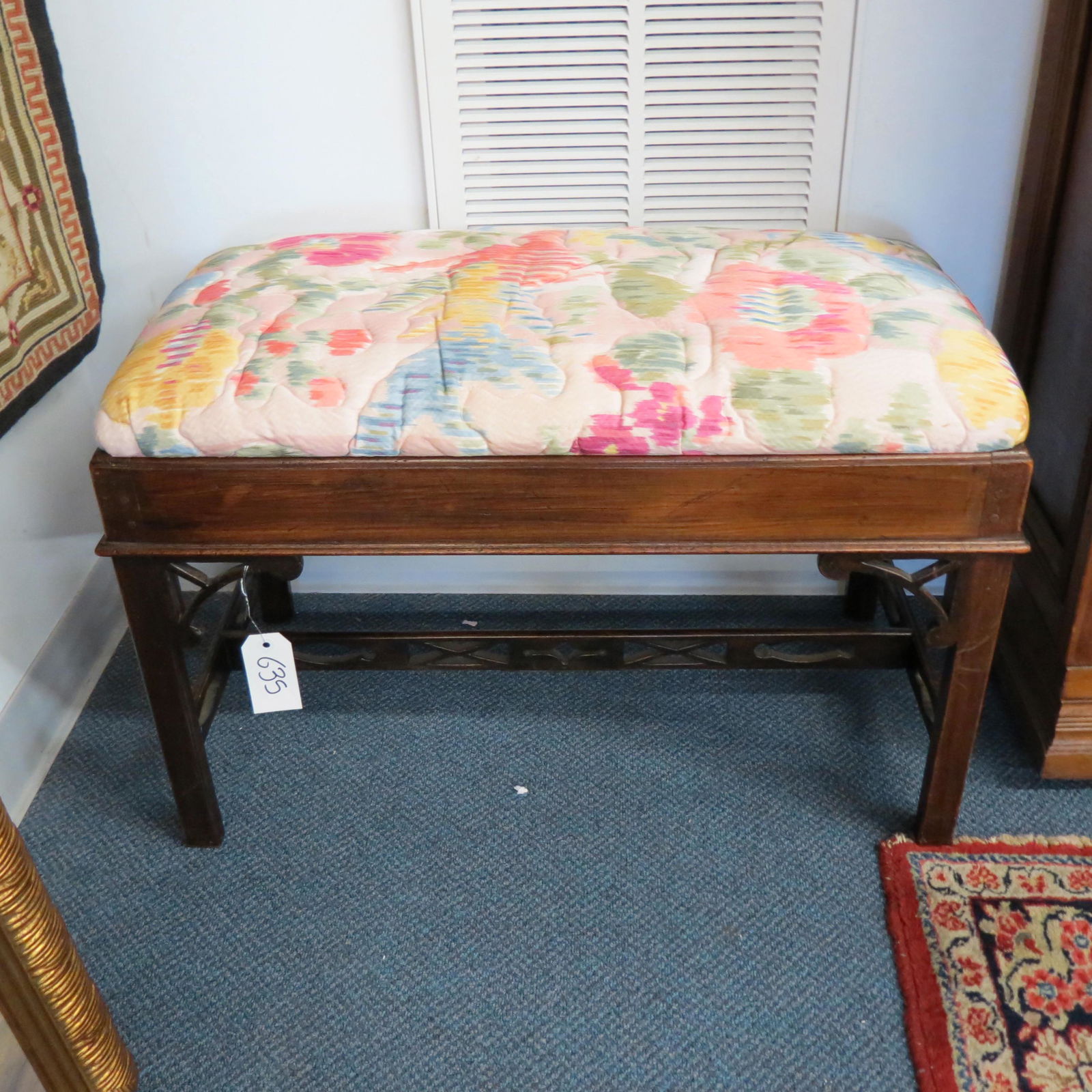 Antique Chippendale Style Mahogany Bench (1 of 3)