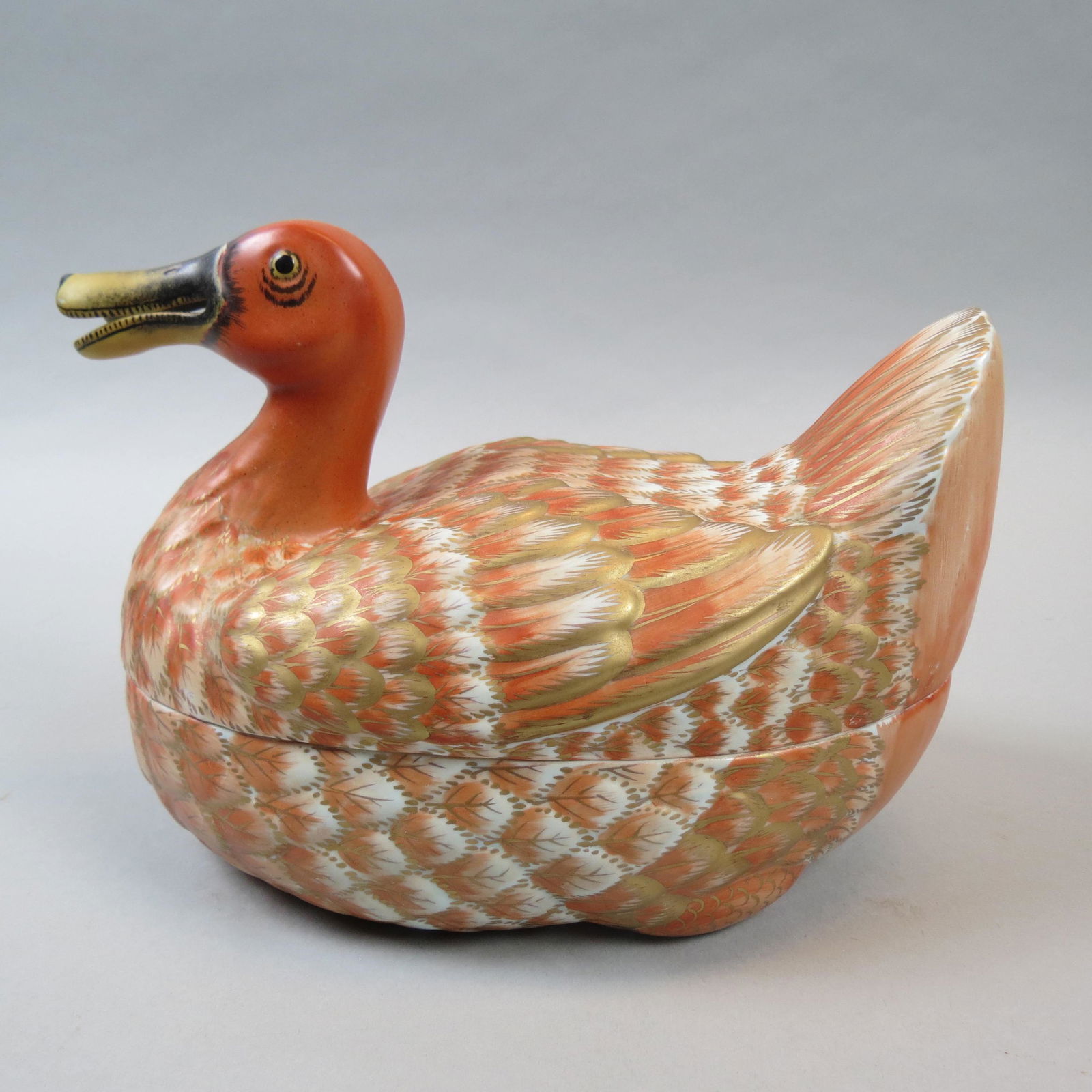 Mottahedeh Pottery Figural Duck Covered Dish (1 of 6)