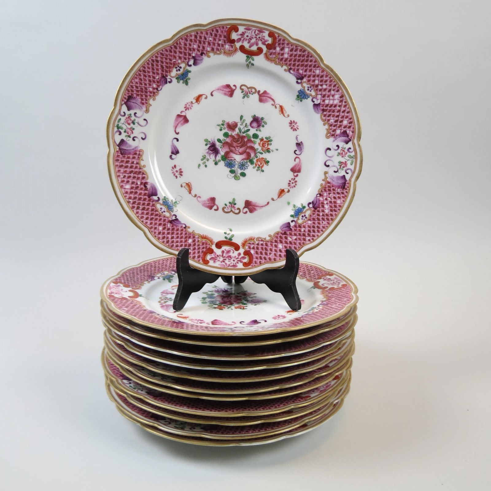 12 French Porcelain Dinner Service Plates, (1 of 7)