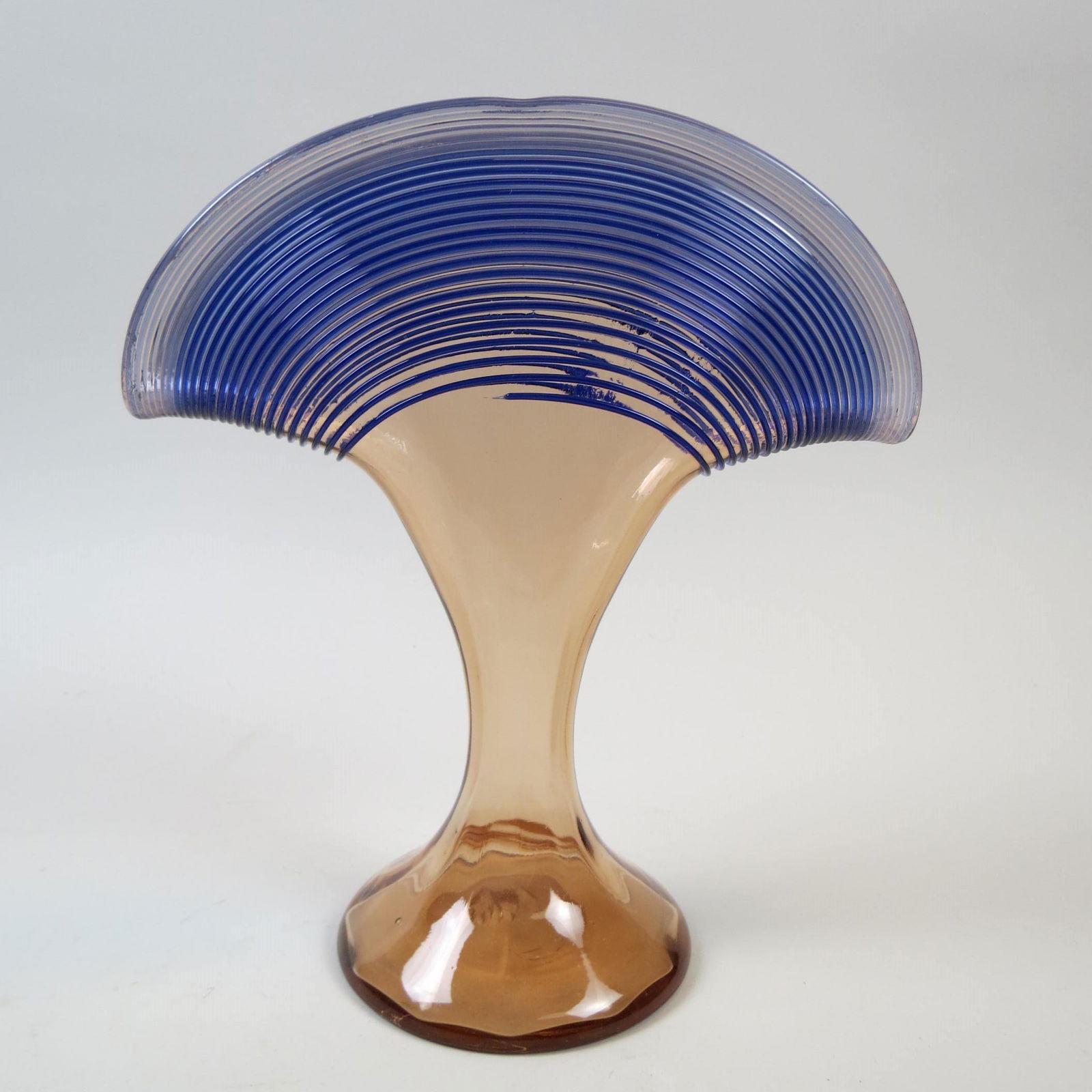 Fry Art Glass Fan Vase, Art Deco, (1 of 5)