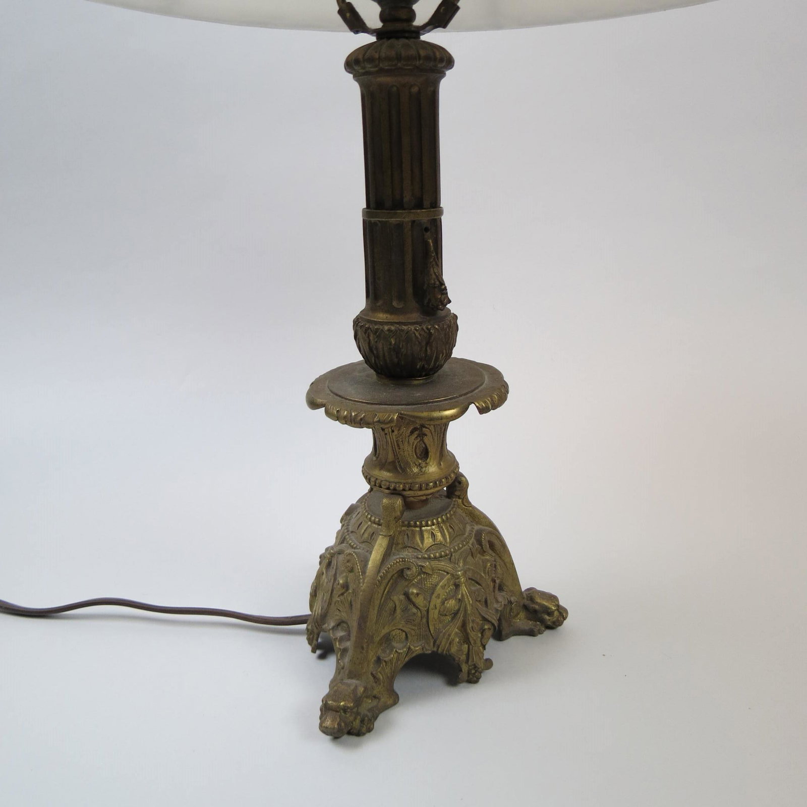 Antique Lamp,: 15" body.
