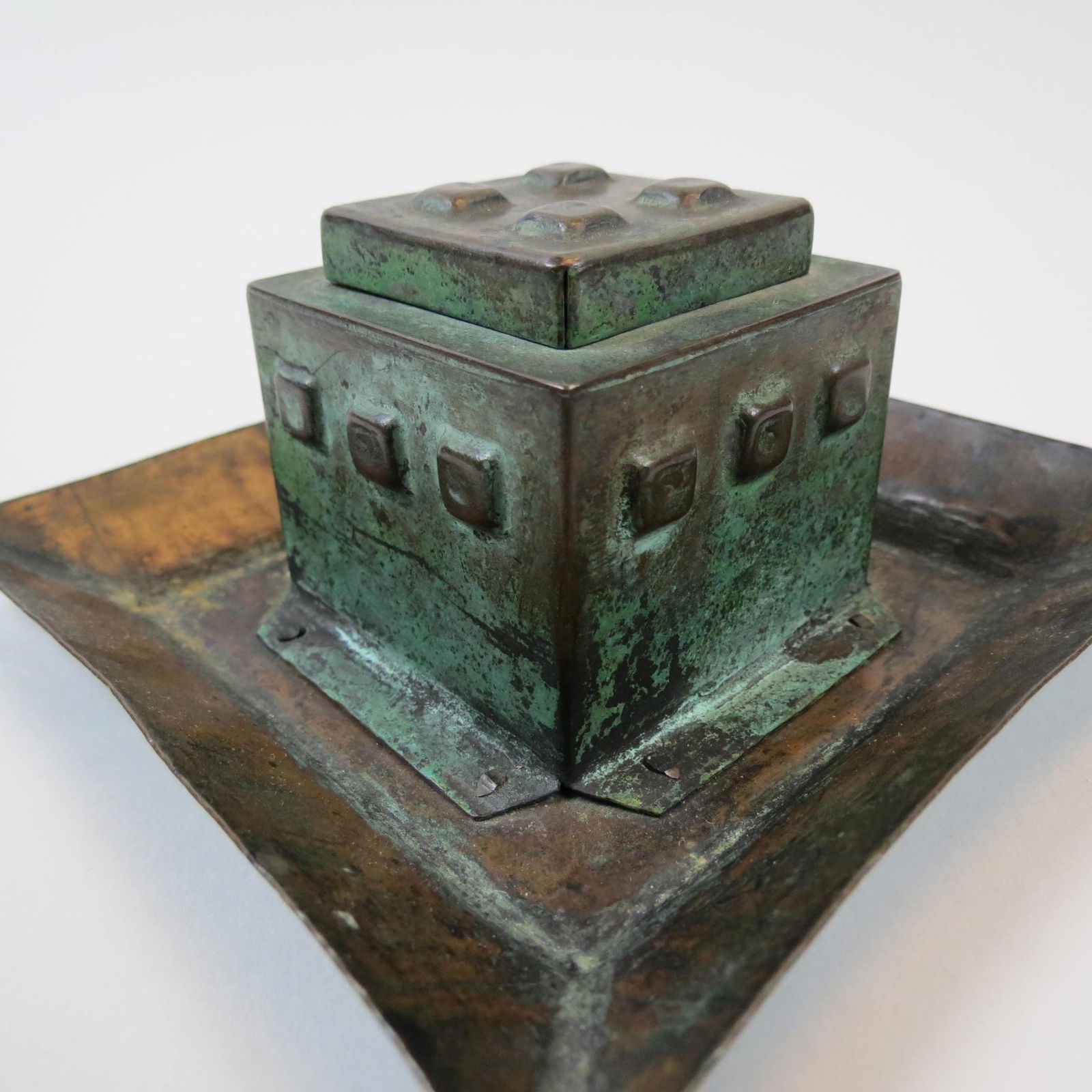 Forest Mann Arts & Crafts Copper Inkwell, (1 of 6)