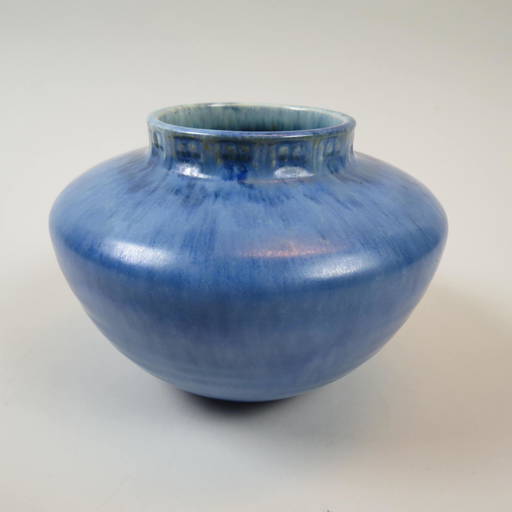 Roseville Pottery "Imperial II" Vase, (0603) on Jul 09, 2022 Richard
