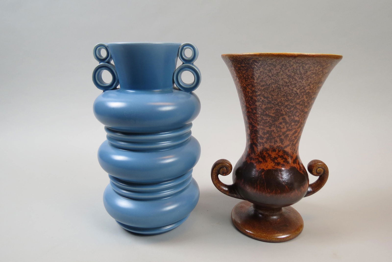 2 pcs. Pottery; Stangl Deco Blue Vase, (1 of 8)