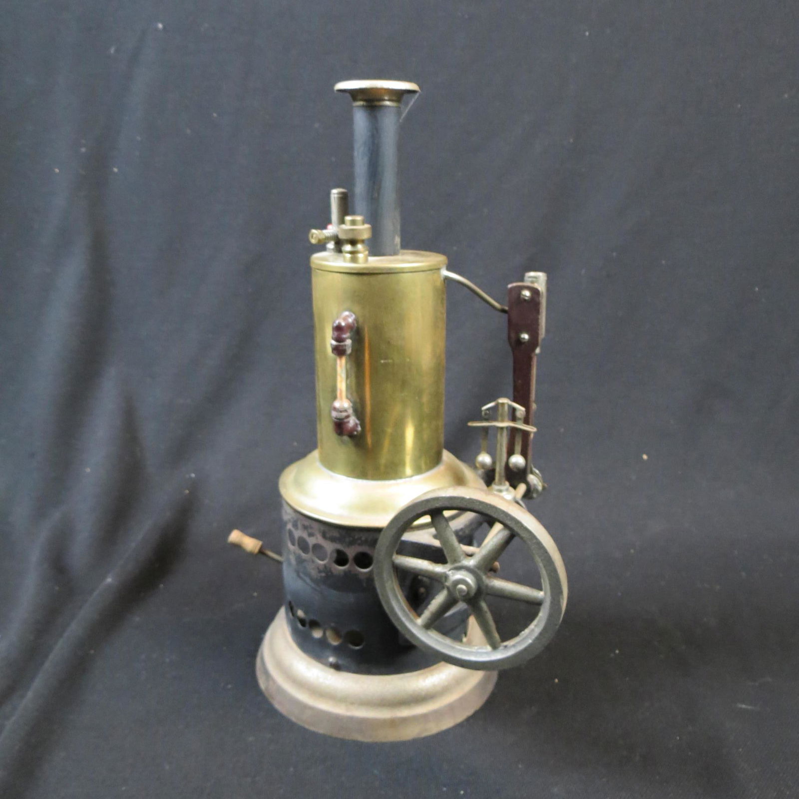 Weeden Toy Steam Plant, (1 of 7)