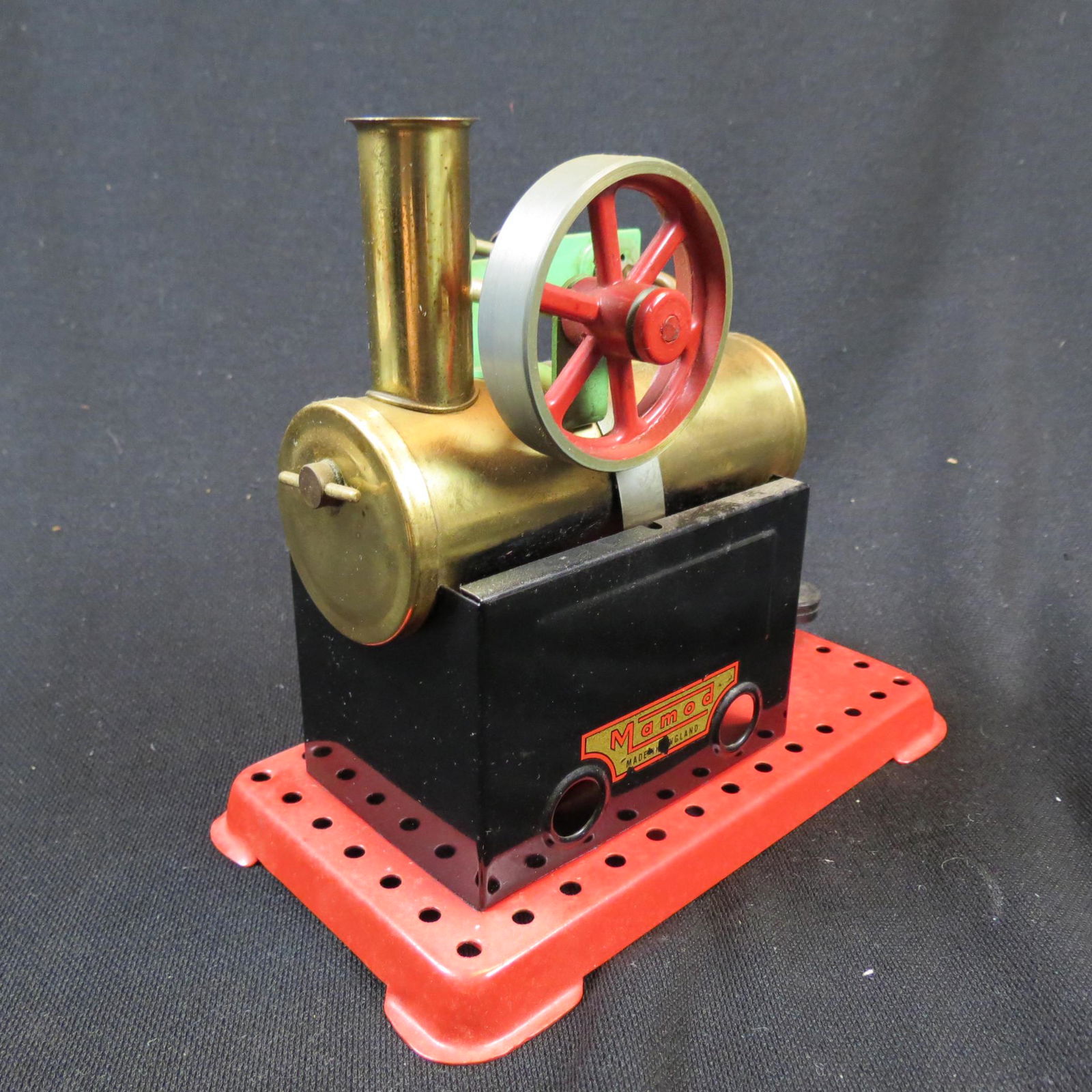 Mamod Toy Steam Plant, (1 of 7)