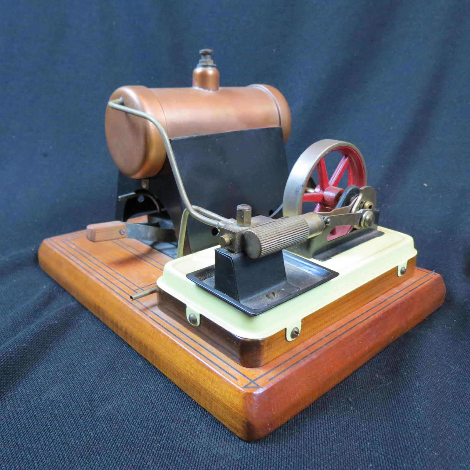 Fleischman Toy Steam Mill, (1 of 6)