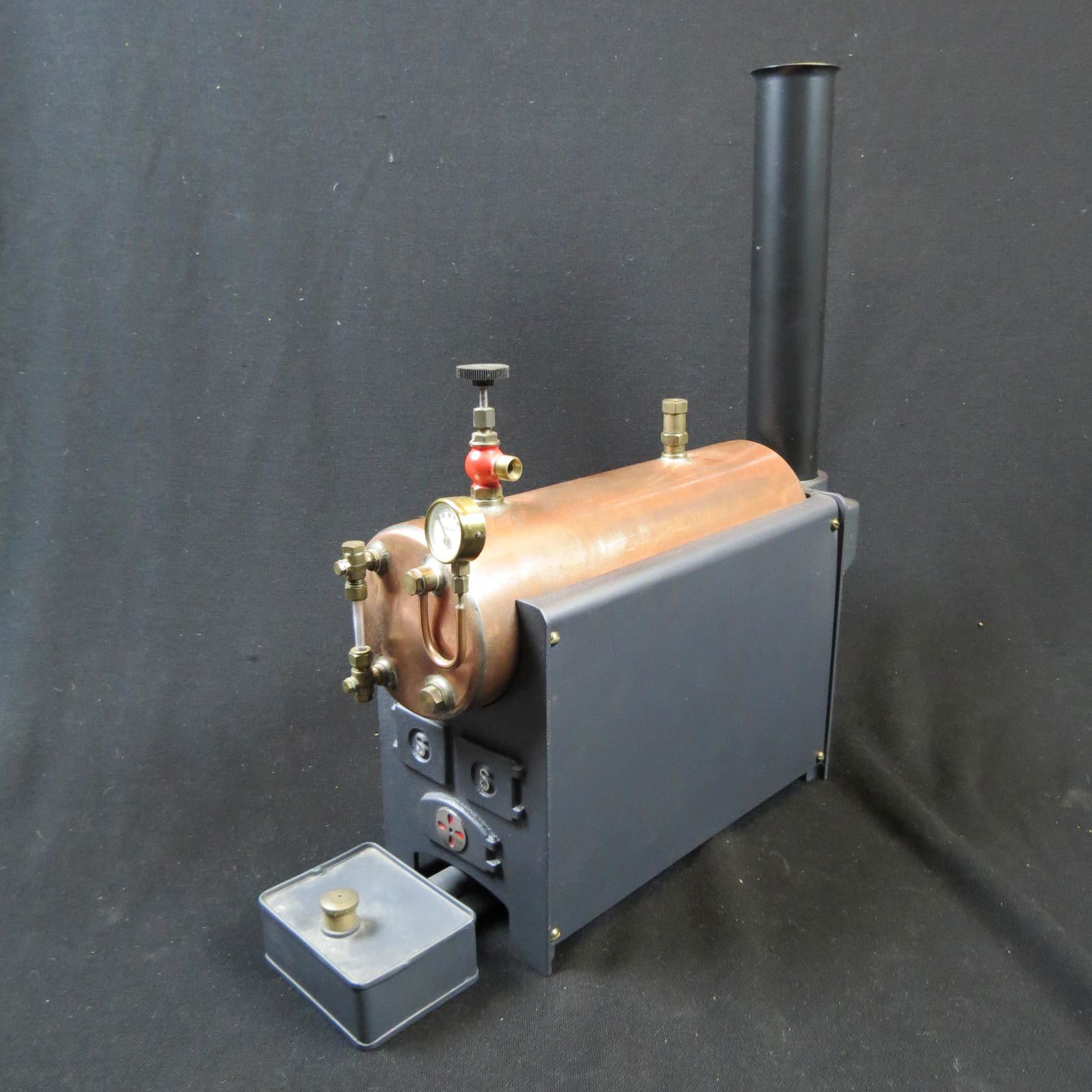 Stuart Toy Steam Engine, Model D10, (1 of 7)