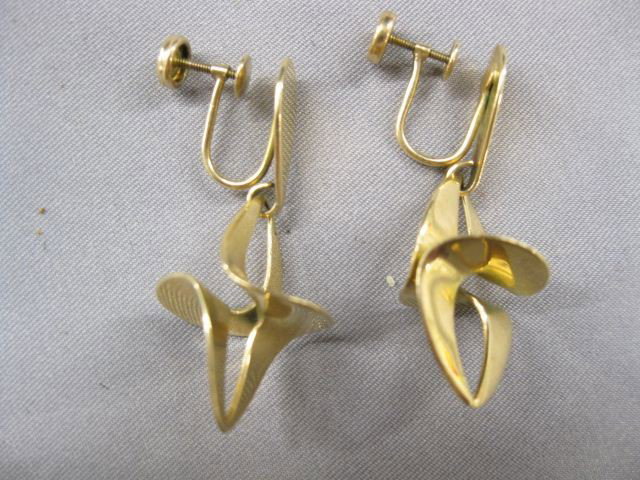 14k Gold Earrings by Winfred Clark Shaw, : Clark Shaw, circa 1960, 1 1/2". W I N F I E L D F I N E A R T I N J E W E L R Y I'm very pleased to present a collection of rare jewelry by Winfield Fine Art in Jewelry, a gallery/workshop located in 